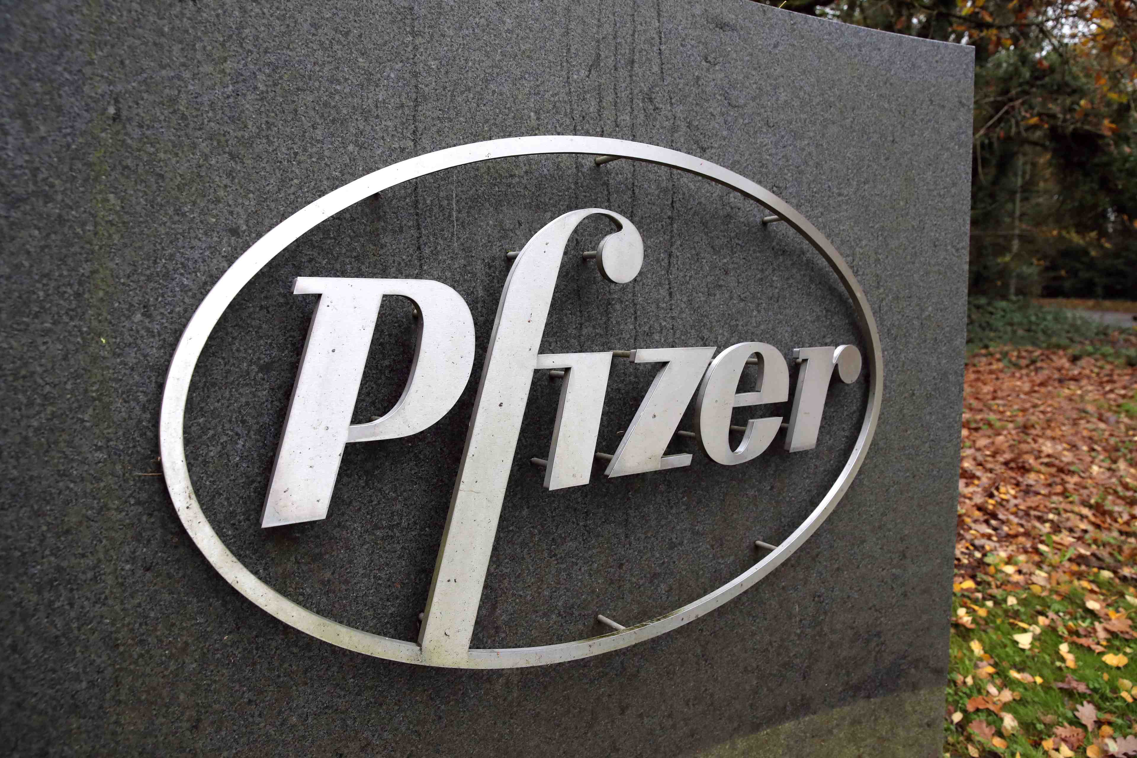 Coronavirus: pfizer et moderna pourraient etre fixes dans les semaines a venir