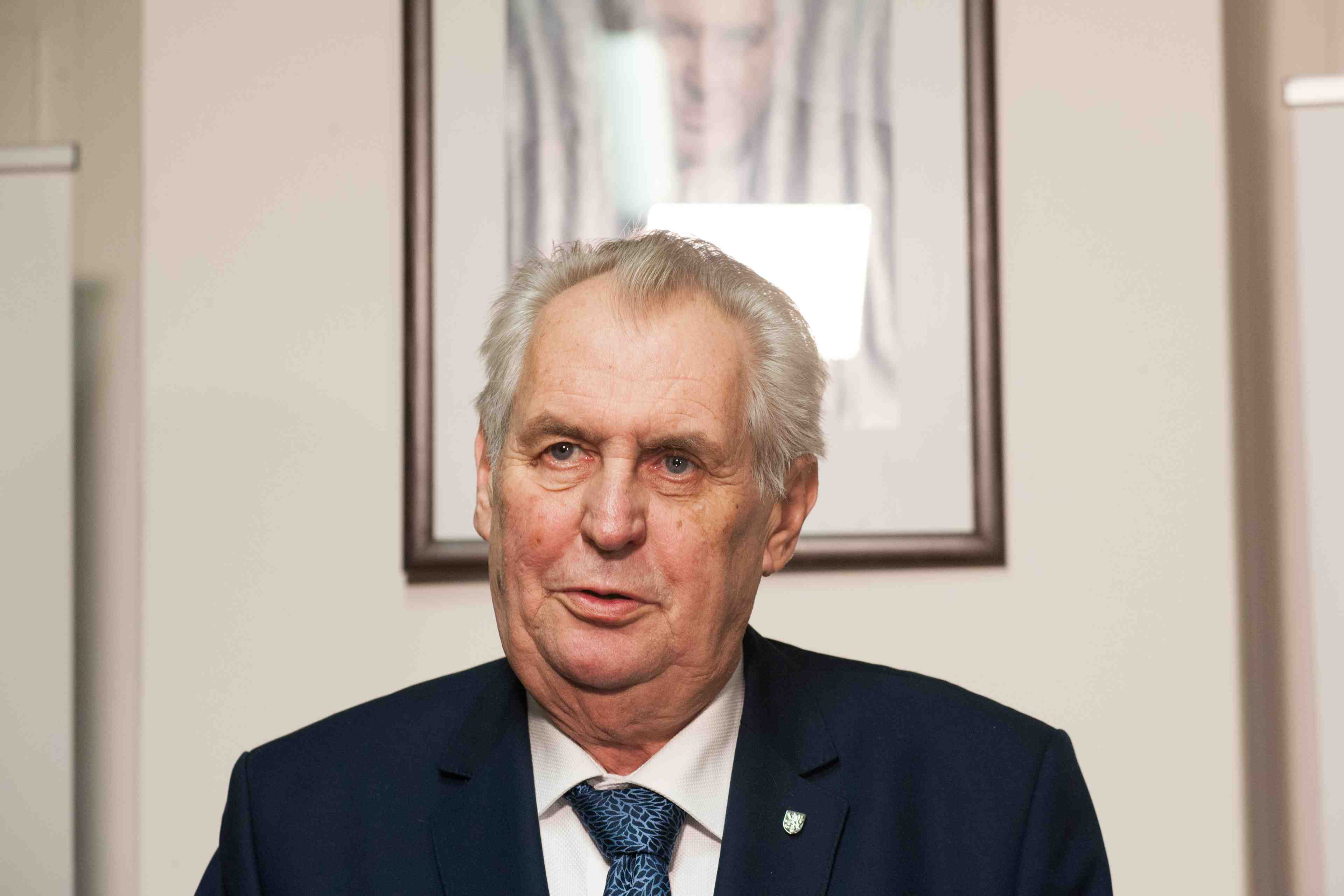 Milos zeman reelu president de la republique tcheque