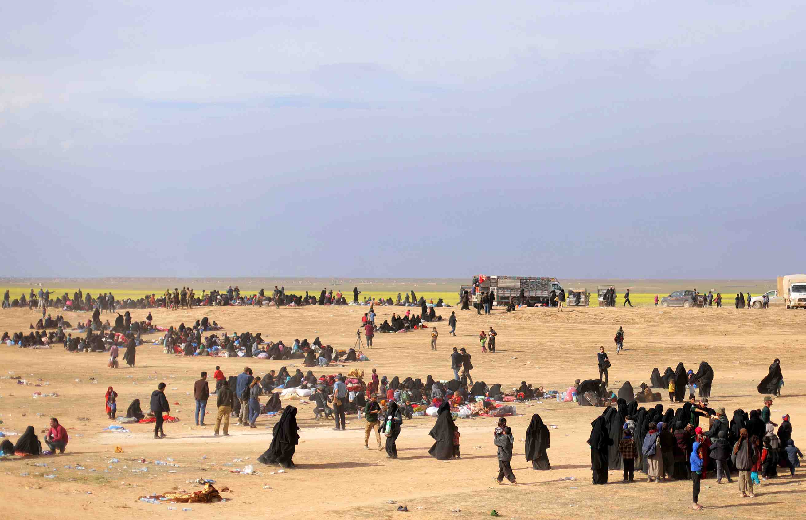 Syrie: deux mille personnes quittent le fief djihadiste de baghouz
