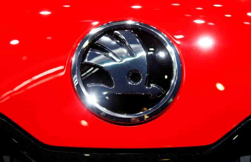 Skoda propose 8,3% de hausse de salaire face a la menace de greve