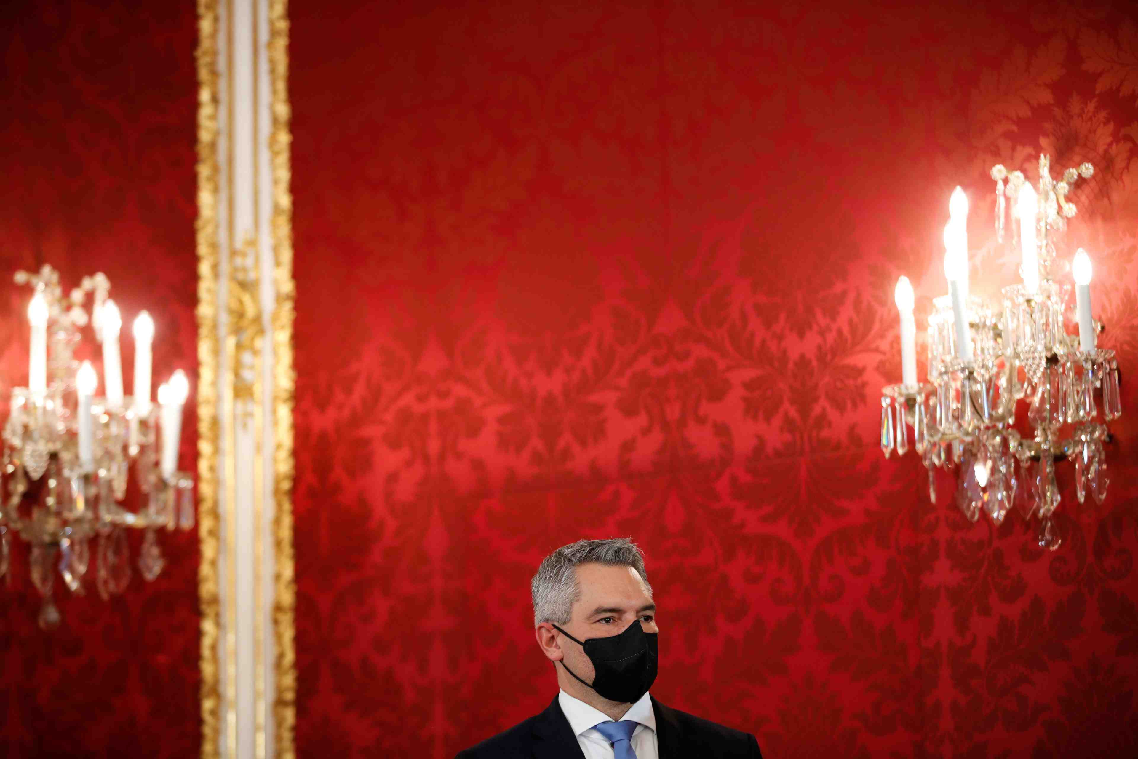 Autriche: prise de fonctions du troisieme chancelier en deux mois