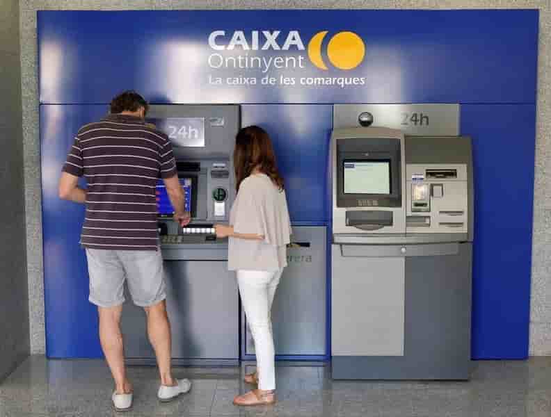 Repsol et criteria cedent une participation dans gas natural