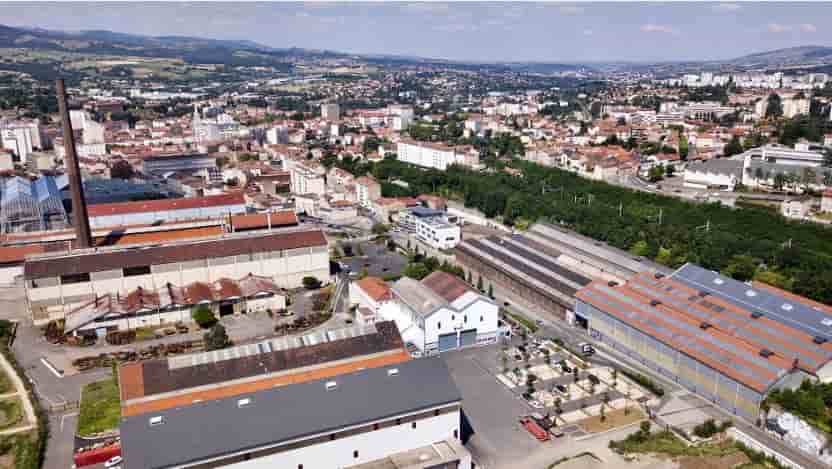 Novasoie va prendre place sur Novaciéries, un immense site industriel en reconversion à Saint-Chamond (Loire). Avec à la clé, près de 150 emplois à venir.