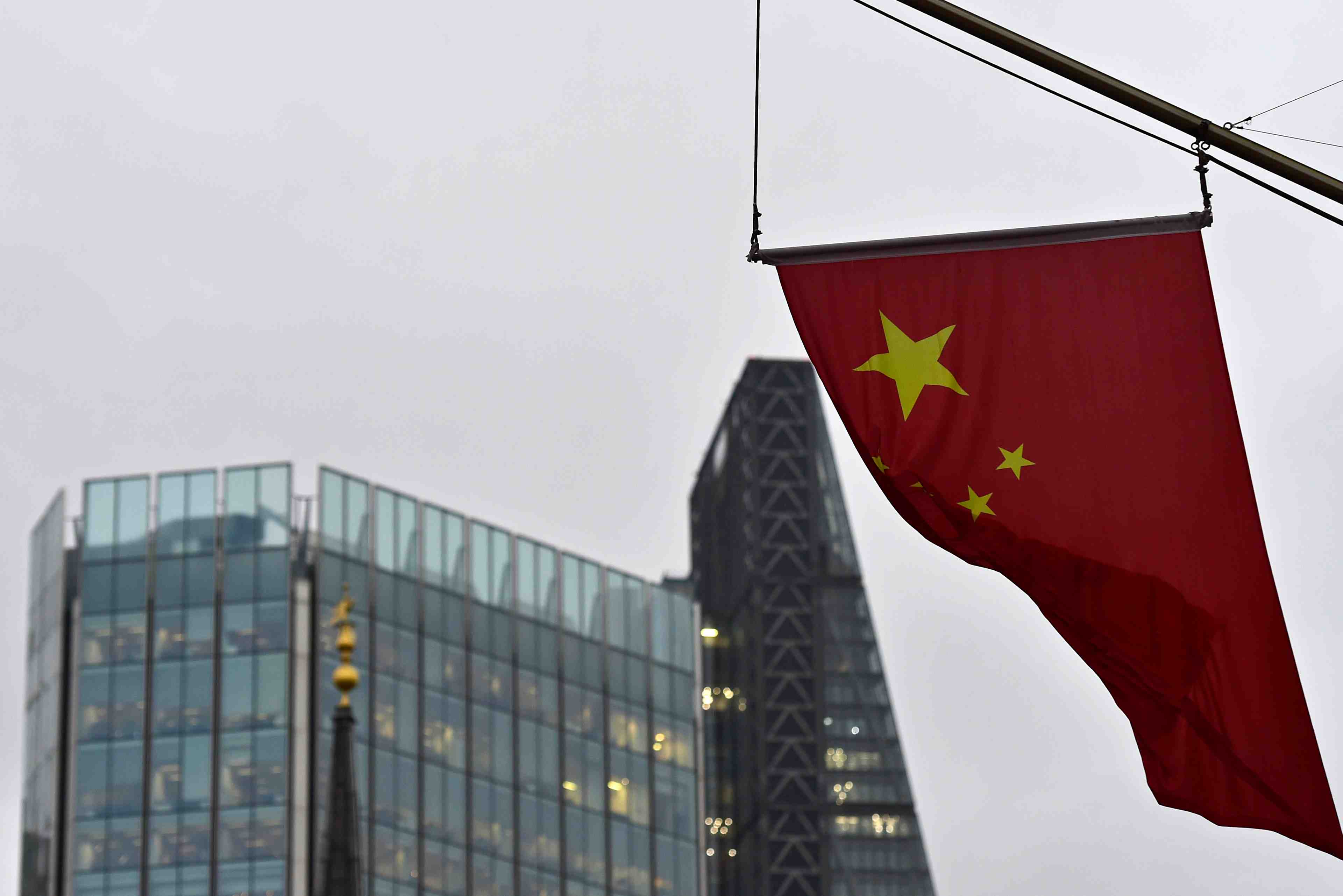 L'ue cesse de taxer les panneaux solaires chinois