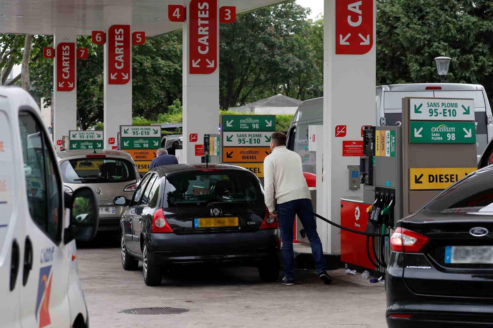 Carburants, plaques min RETOUCHEE, énergie, diesel, essence, sans plomb, SP95, SP98,