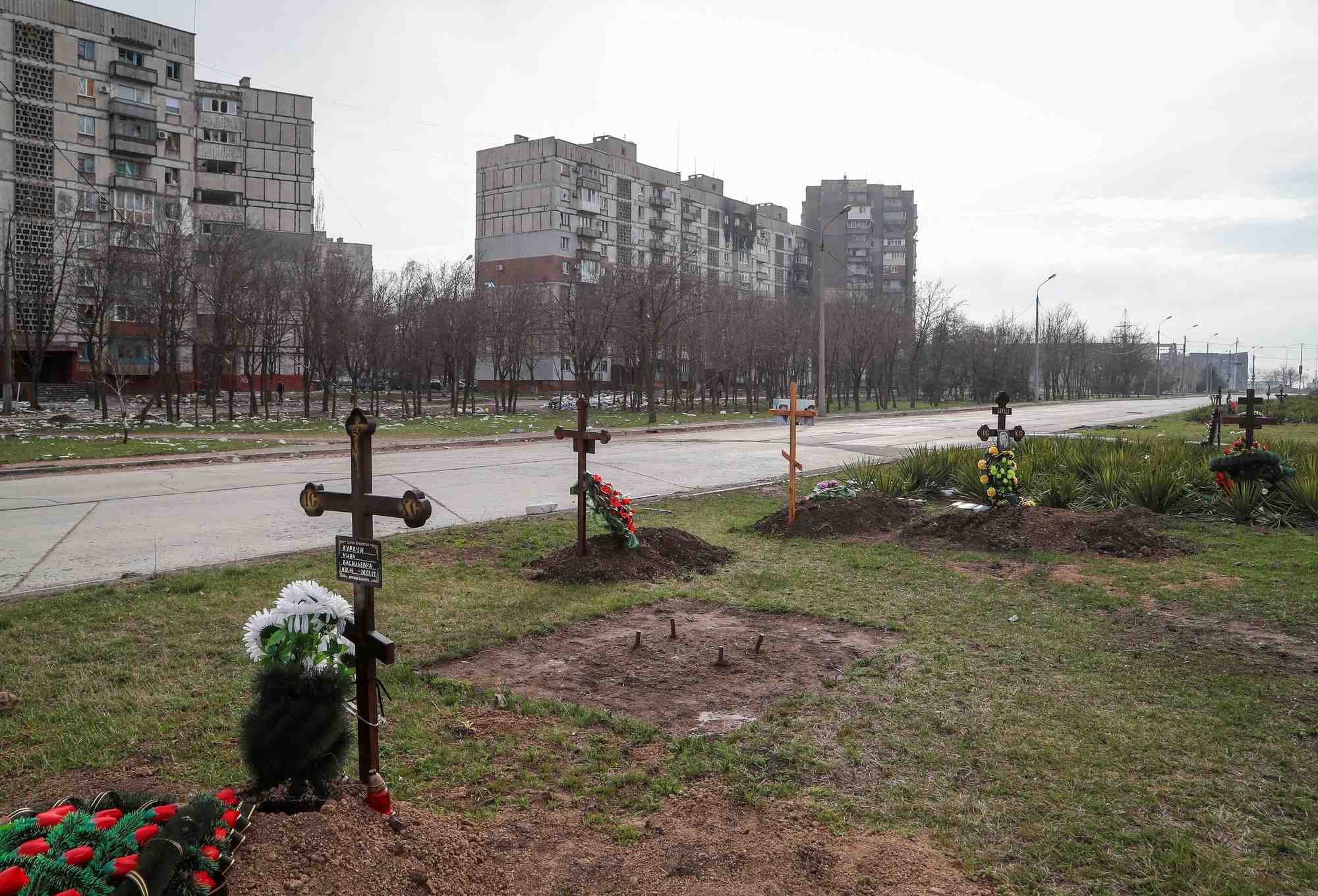 Zelensky parle de dizaines de milliers de morts a marioupol