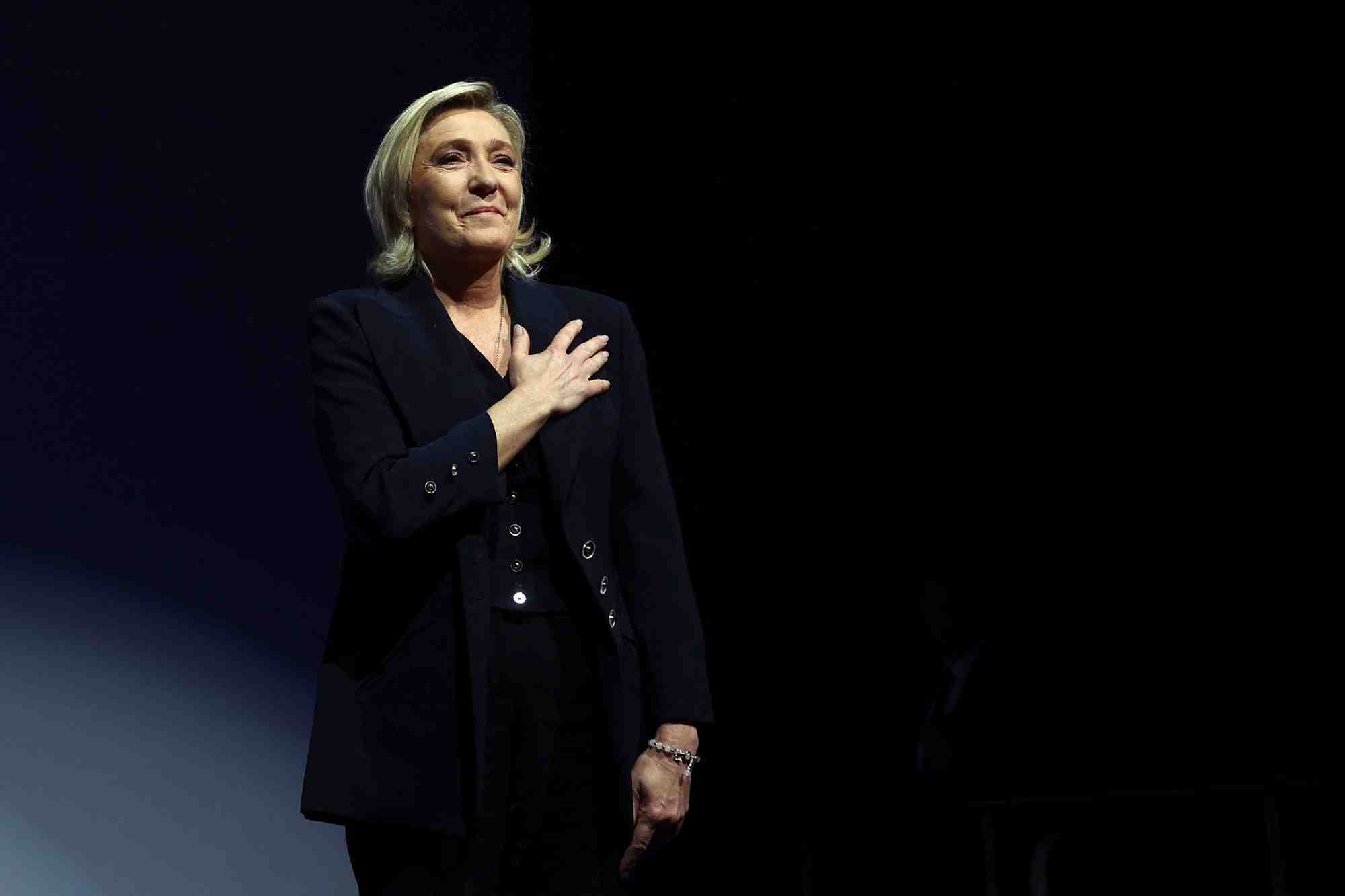 Marine le pen reagit aux resultats du premier tour des elections legislatives anticipees de 2024
