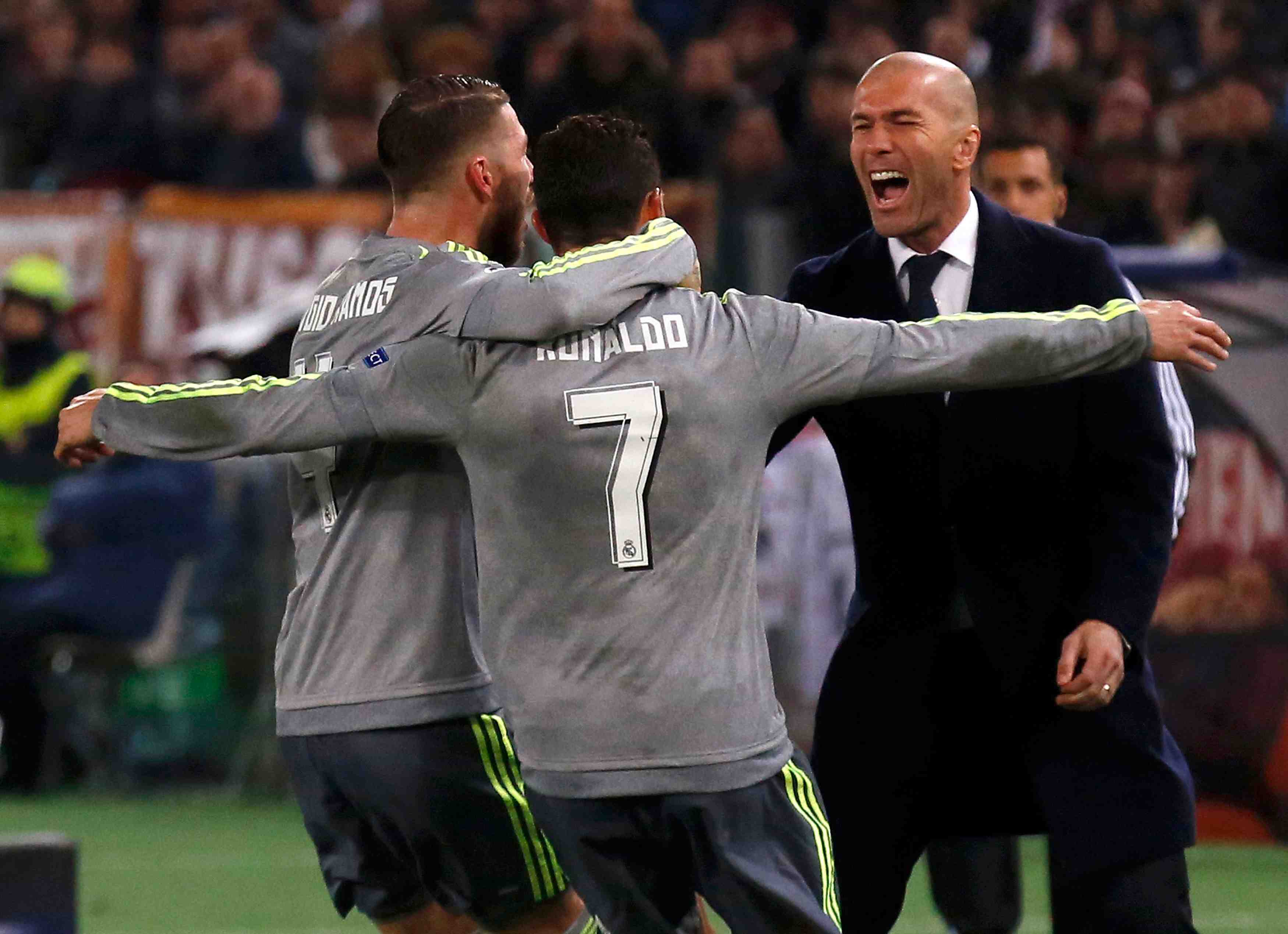 Le real fait craquer l'as rome, wolfsbourg vainqueur contre la gantoise
