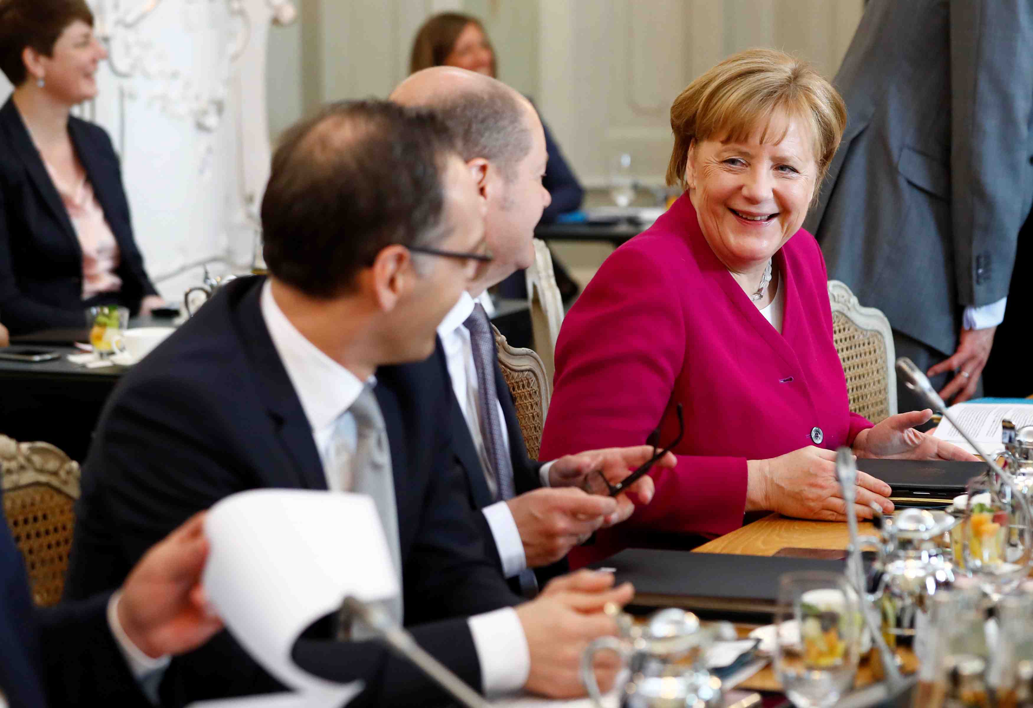 La "groko" allemande prete a gouverner, dit merkel