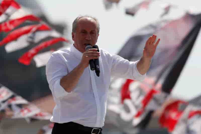 Les adversaires d'erdogan ont du mal a passer dans les medias
