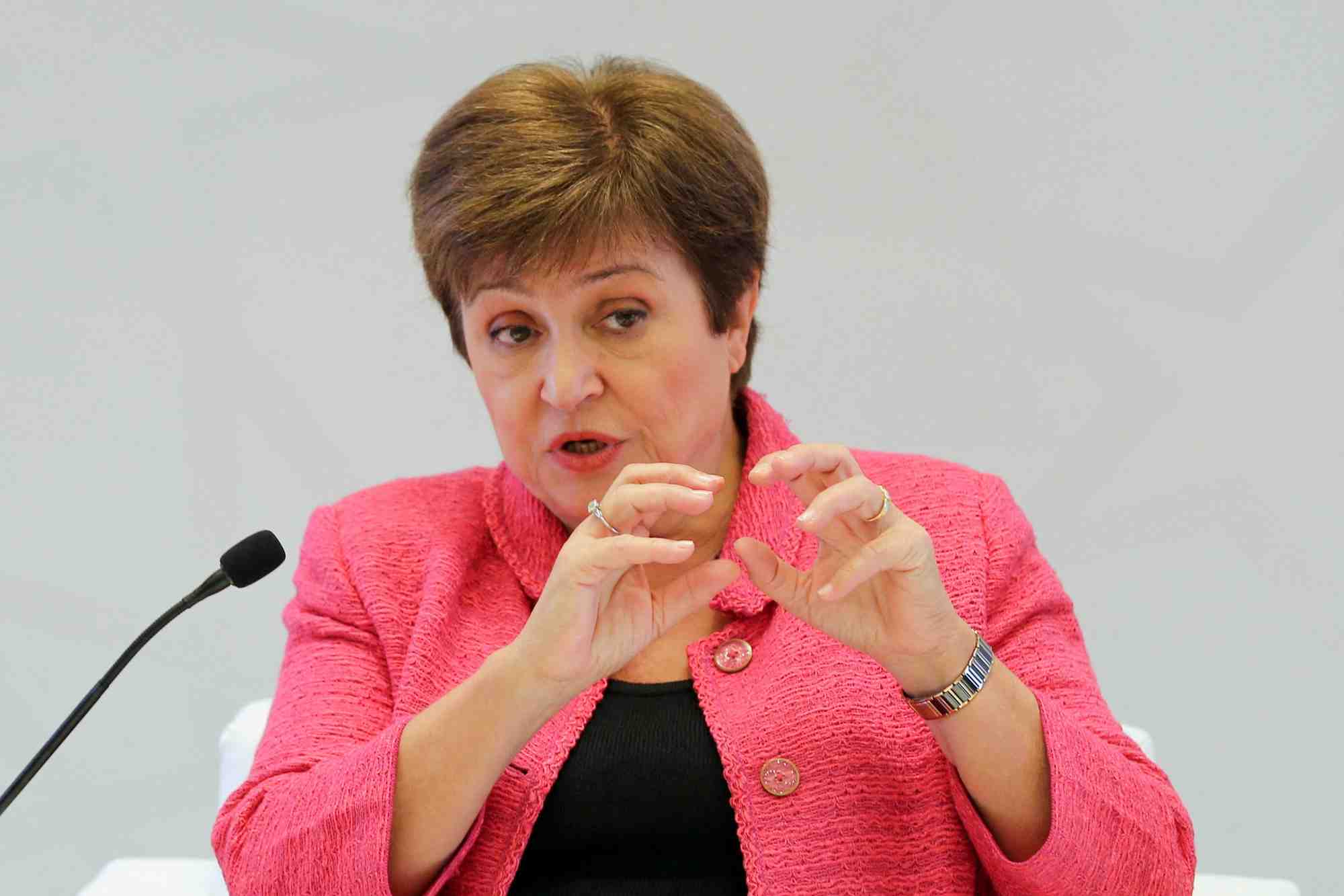 La directrice generale du fonds monetaire international, kristalina georgieva, s'exprime lors d'une conference a riyad, en arabie saoudite