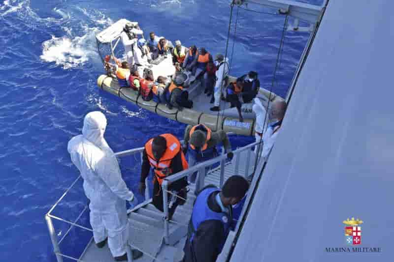 Plus de 2.600 migrants sauves en mar mediterranee ces dernieres 24 heures
