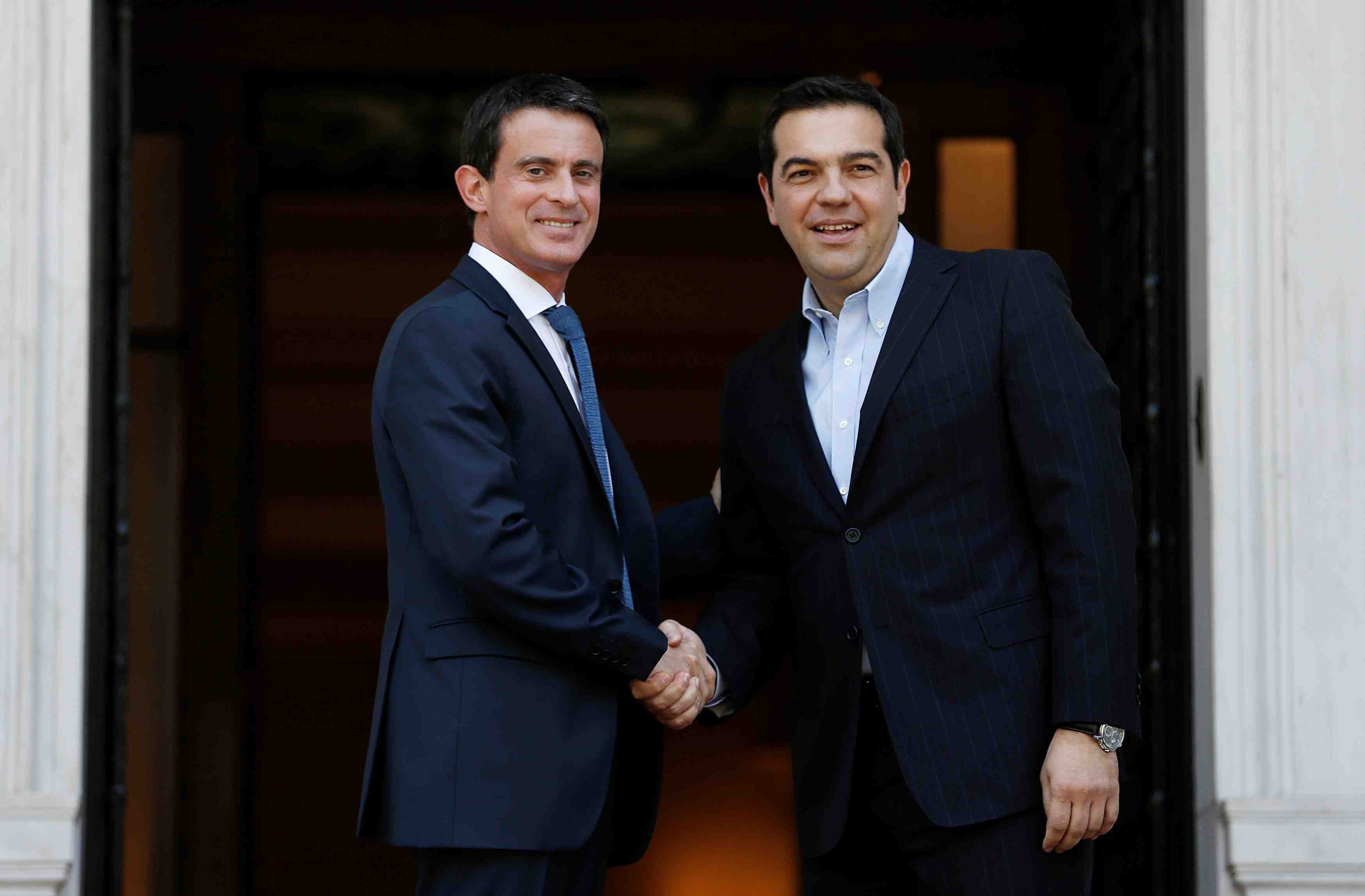 Valls salue tsipras le reformateur