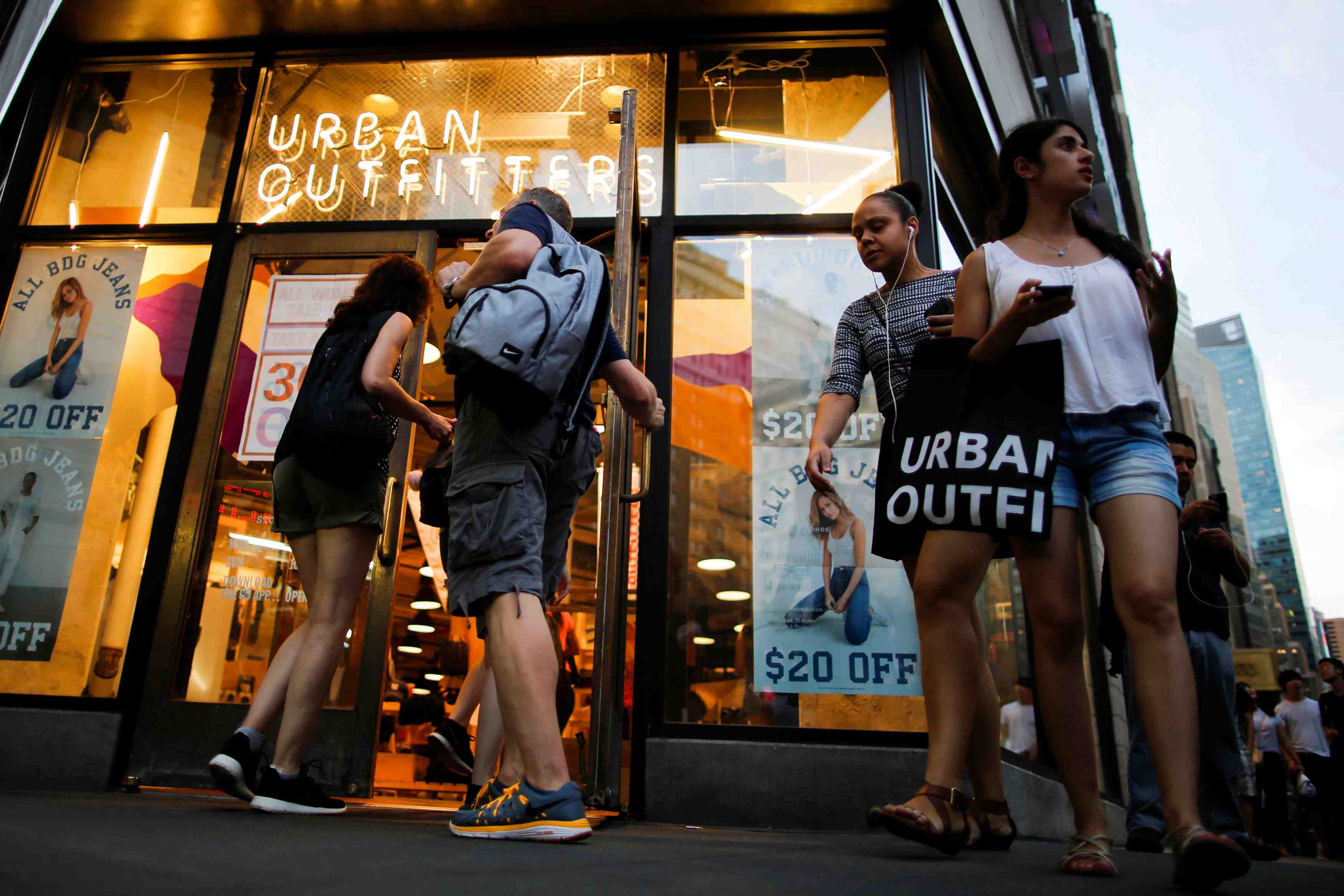 Urban outfitters, a suivre a wall street