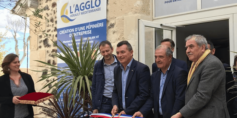 G. d'Ettore (Hérault Méditerranée), entouré des officiels présents à l'inauguration