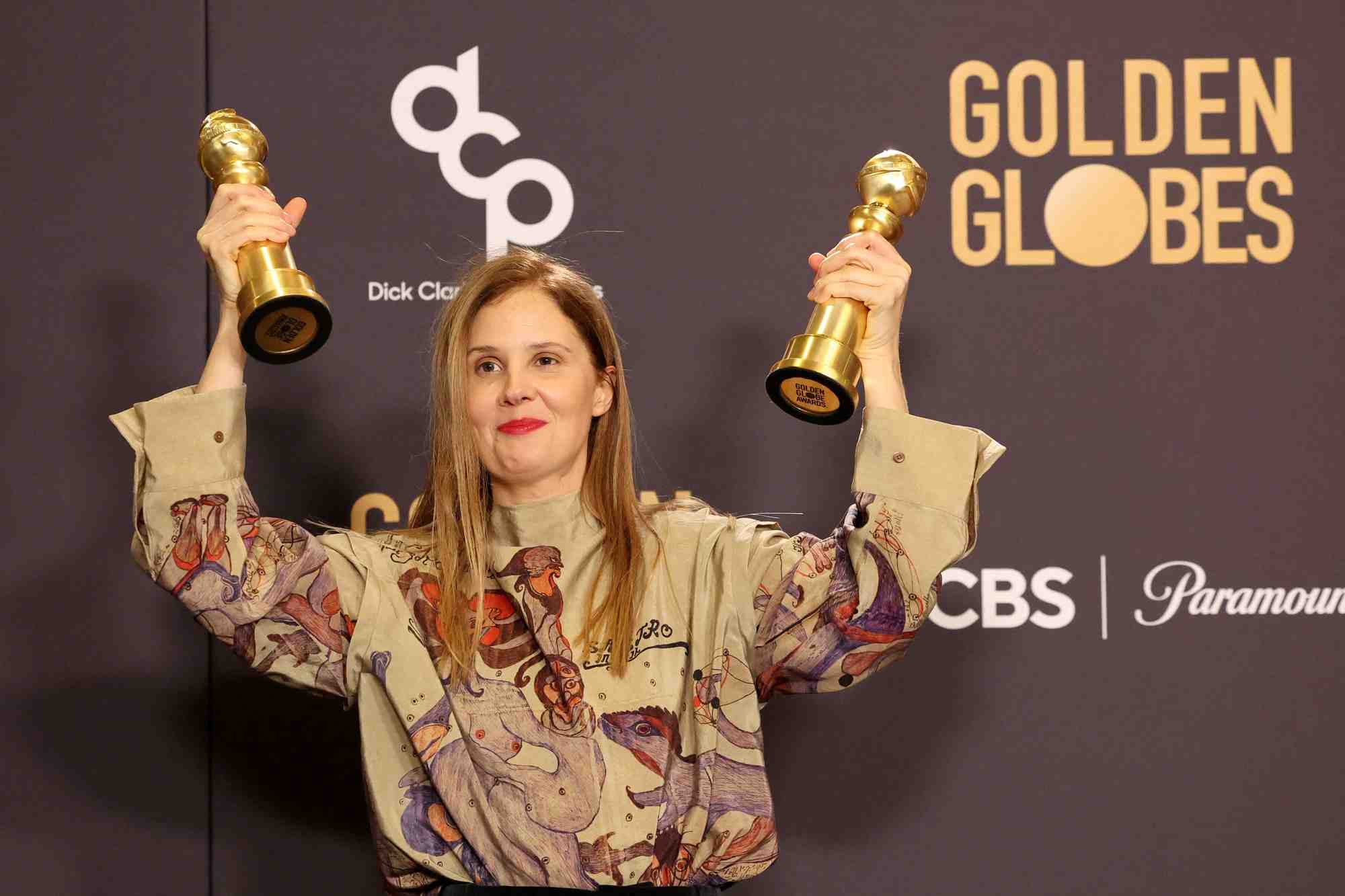 Justine triet lors de la 81e ceremonie annuelle des golden globe awards a beverly hills, californie