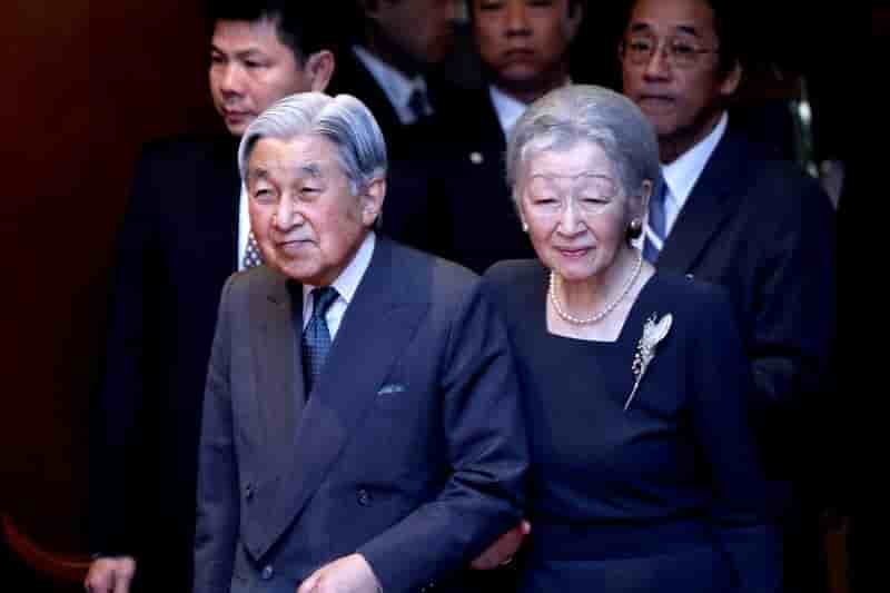 L'empereur japonais akihito devrait abdiquer le 30 avril 2019