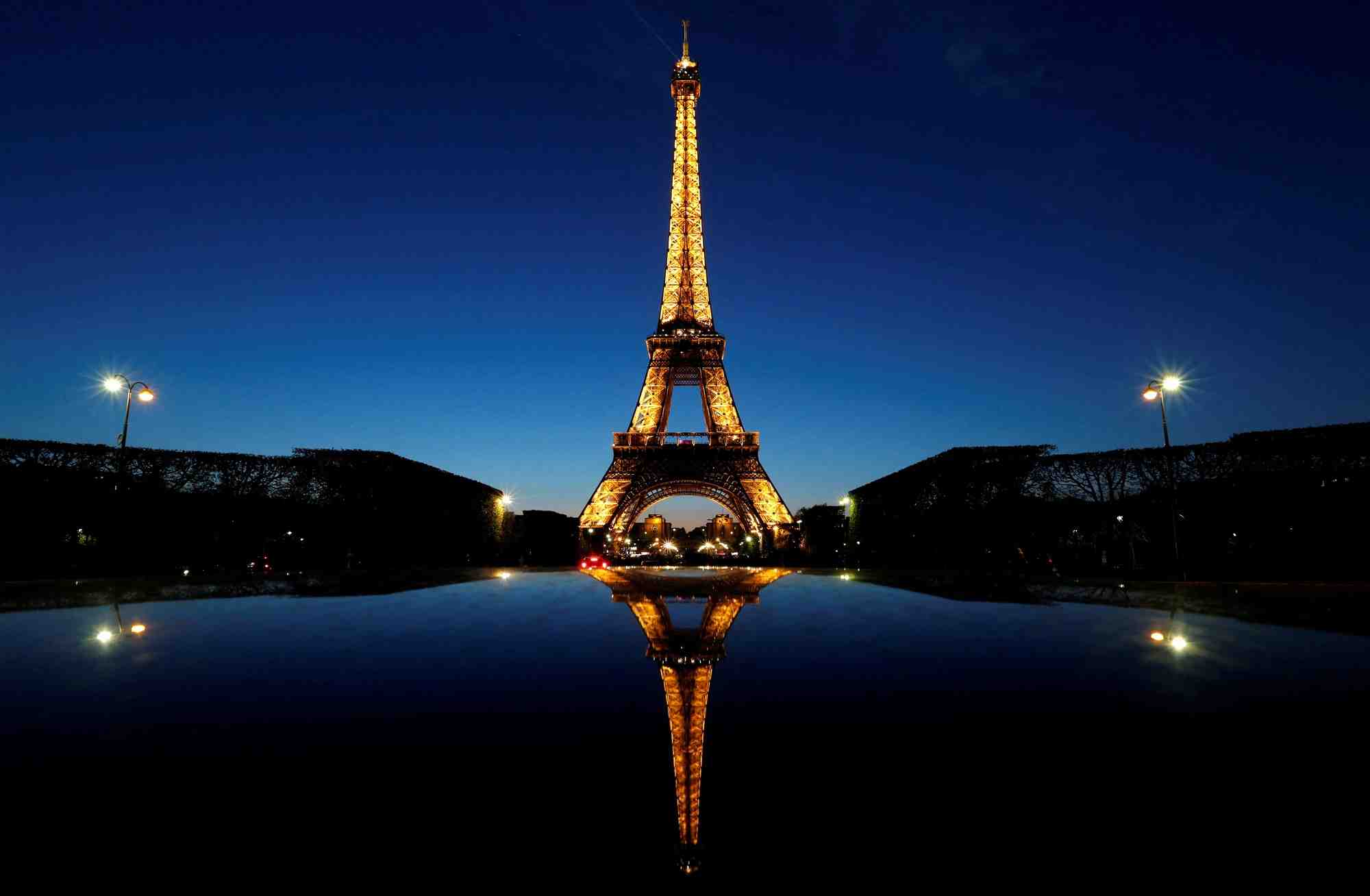 Photo d'archives de la tour eiffel