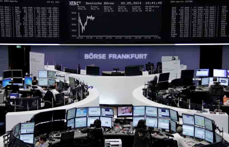 Les Bourses européennes stables à la mi-séance
