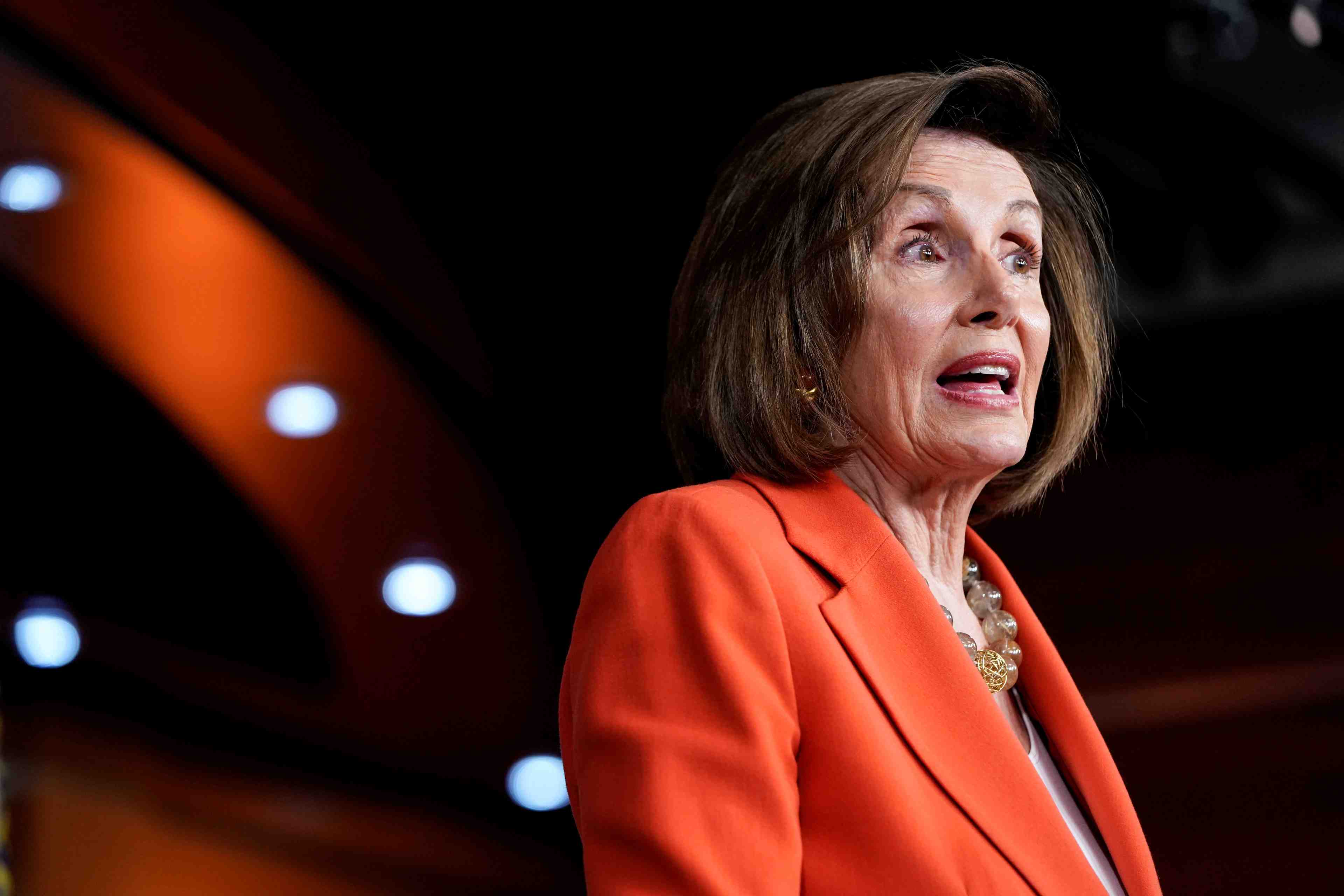Usa: pelosi evoque le precedent de la demission de nixon pour trump
