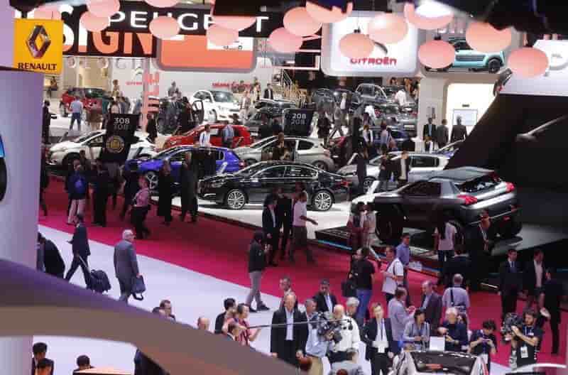 Commandes automobiles en hausse de 3,5% en octobre en France