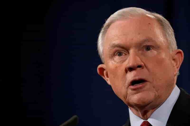 Trump attaque de nouveau jeff sessions
