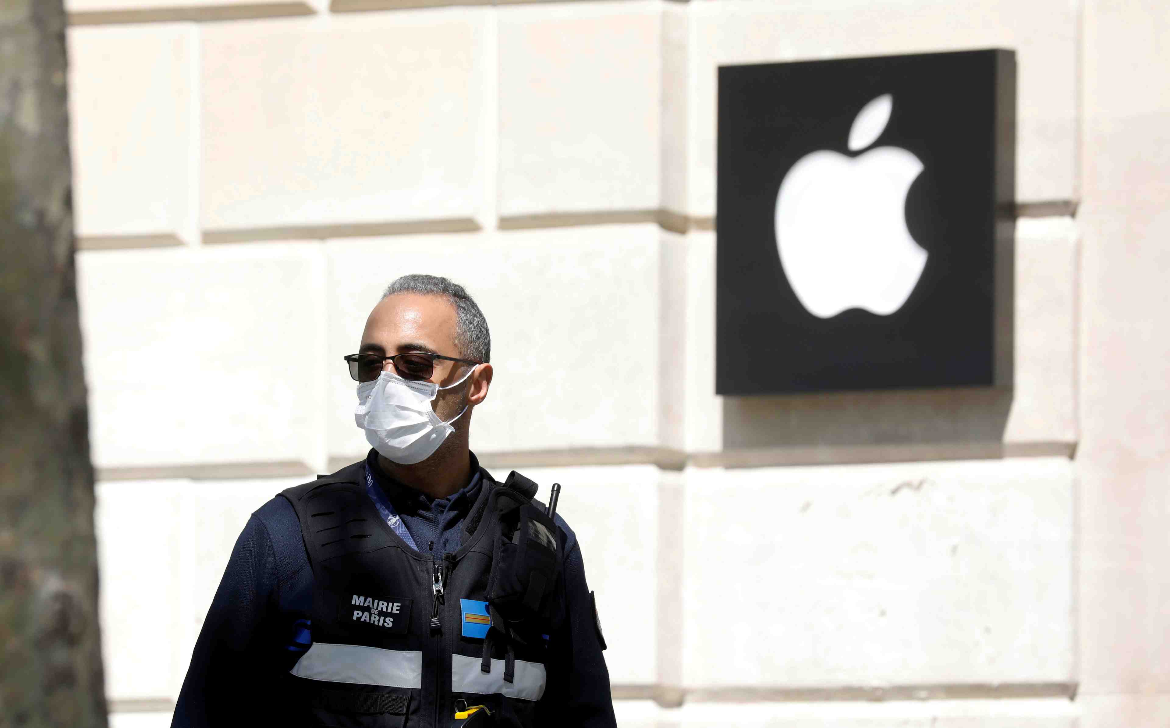 Apple va rouvrir cette semaine certaines boutiques aux etats-unis