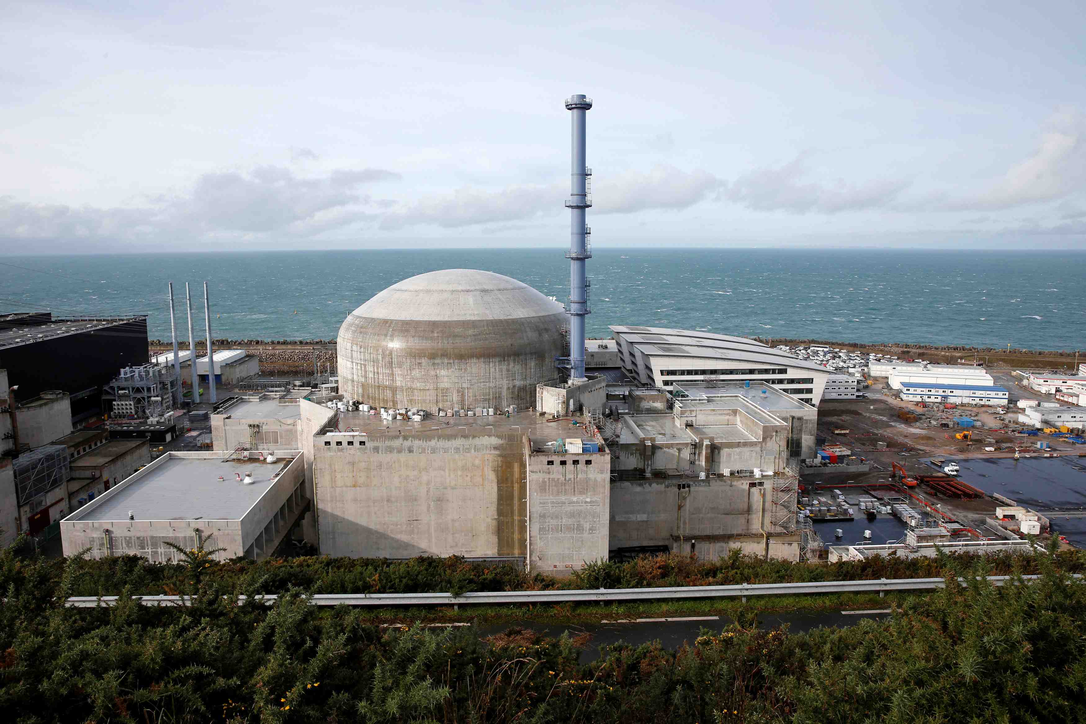 Edf officialise un retard d'au moins trois ans pour flamanville