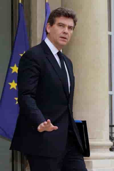 Montebourg attaque la direction de la concurrence à Bruxelles