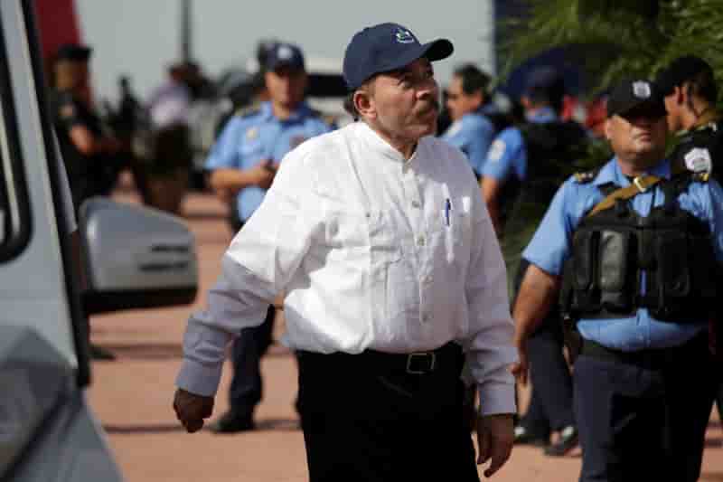 Nicaragua: ortega prone le dialogue, mais mobilise ses partisans