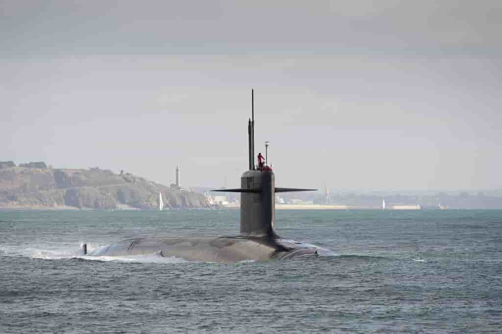 Dissuasion nucléaire sous-marins nucléaire lanceur d'engins SNLE Marine nationale Naval Group