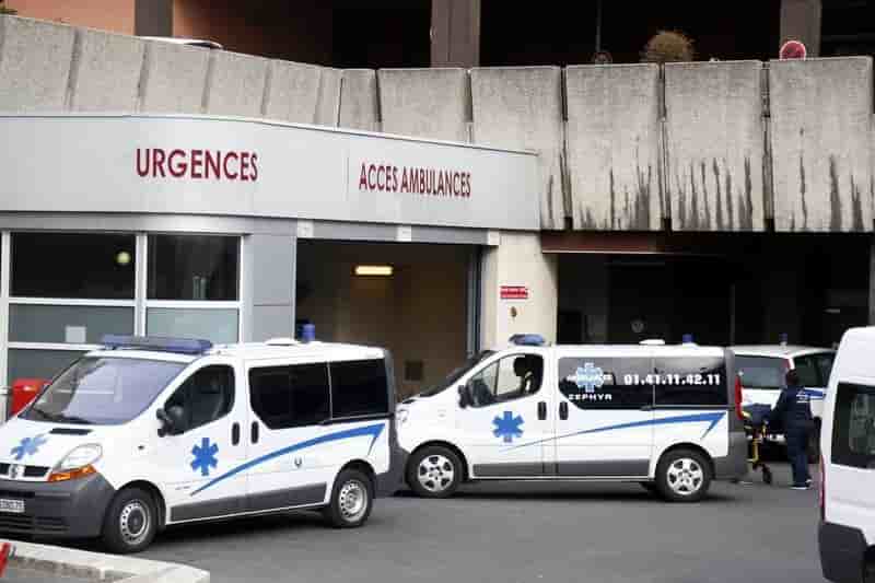 Les medecins urgentistes levent leur preavis de greve