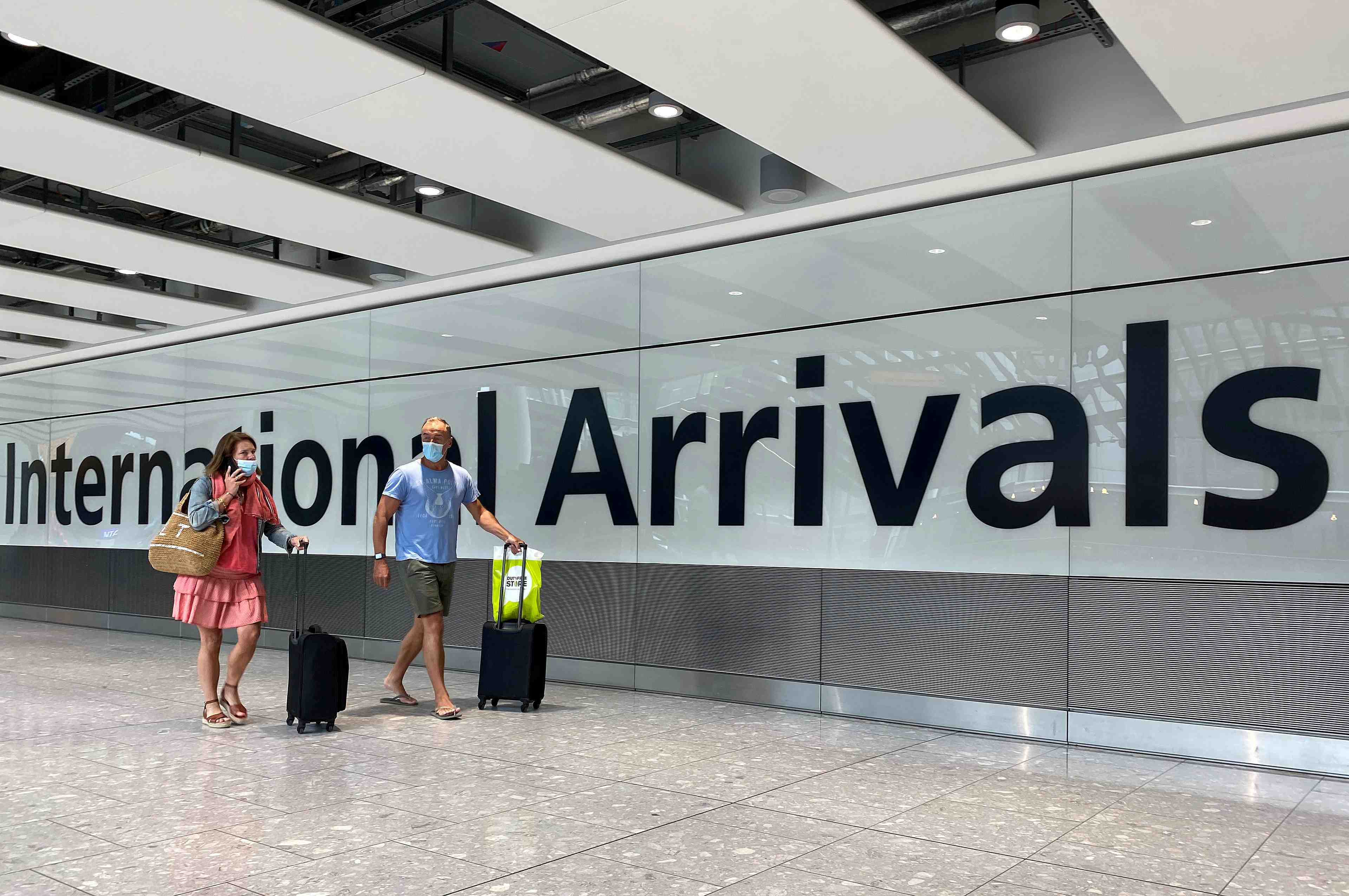 Coronavirus: londres travaille avec des aeroports sur des tests pour raccourcir les quarantaines