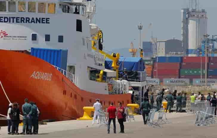Deux tiers des francais opposes a un accueil de l'aquarius, selon un sondage