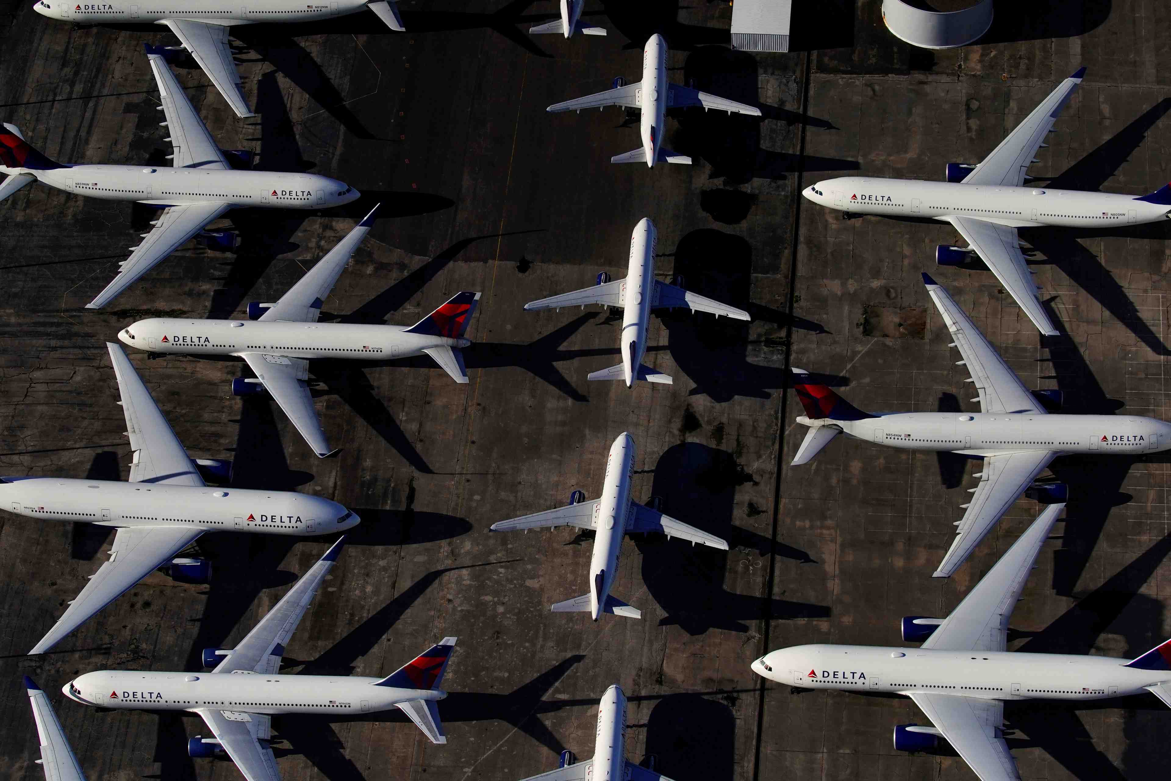 Usa: le secteur aerien espere une nouvelle aide de 25 milliards de dollars