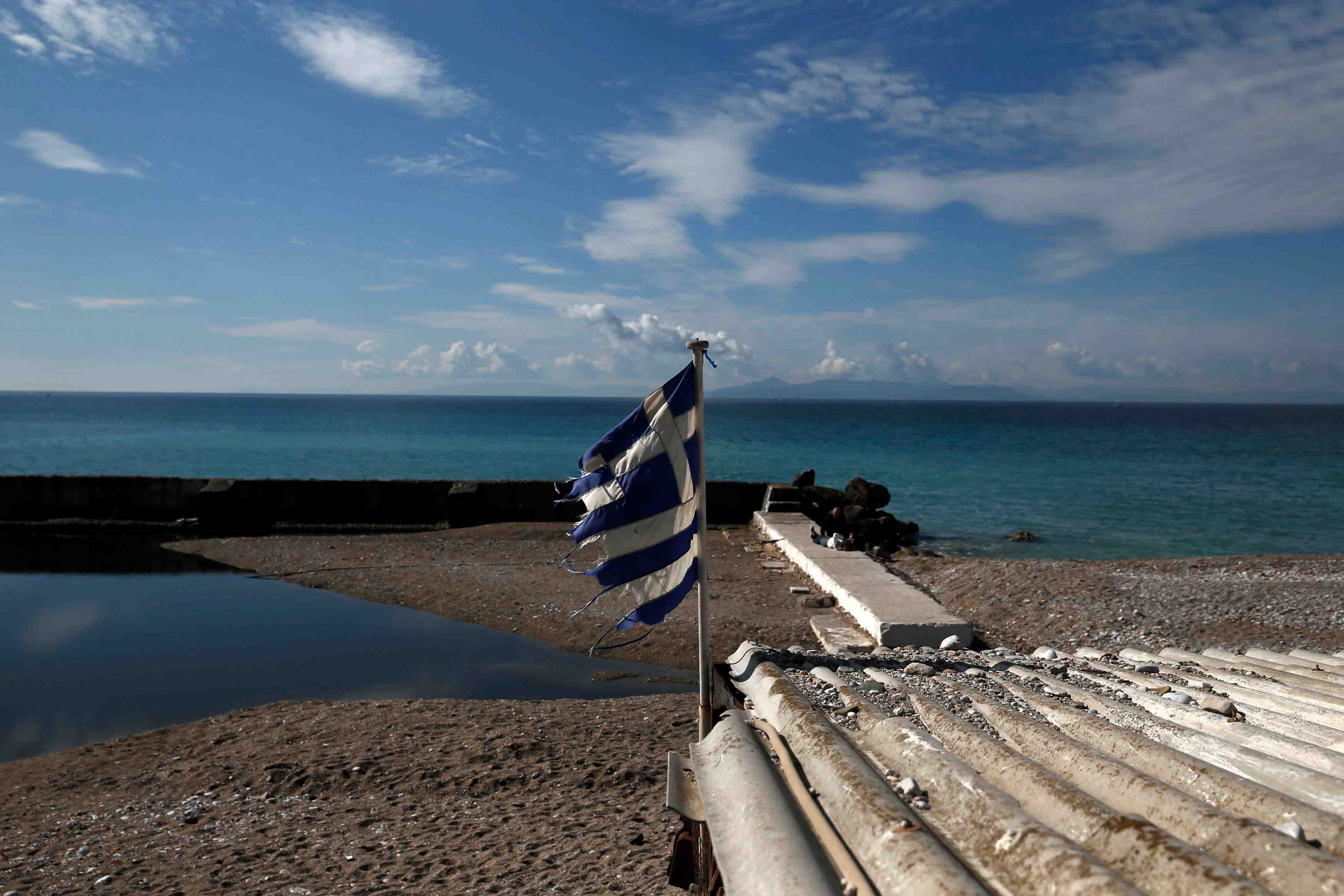 L'eurogroupe dement discuter d'un 3e plan d'aide pour la grece