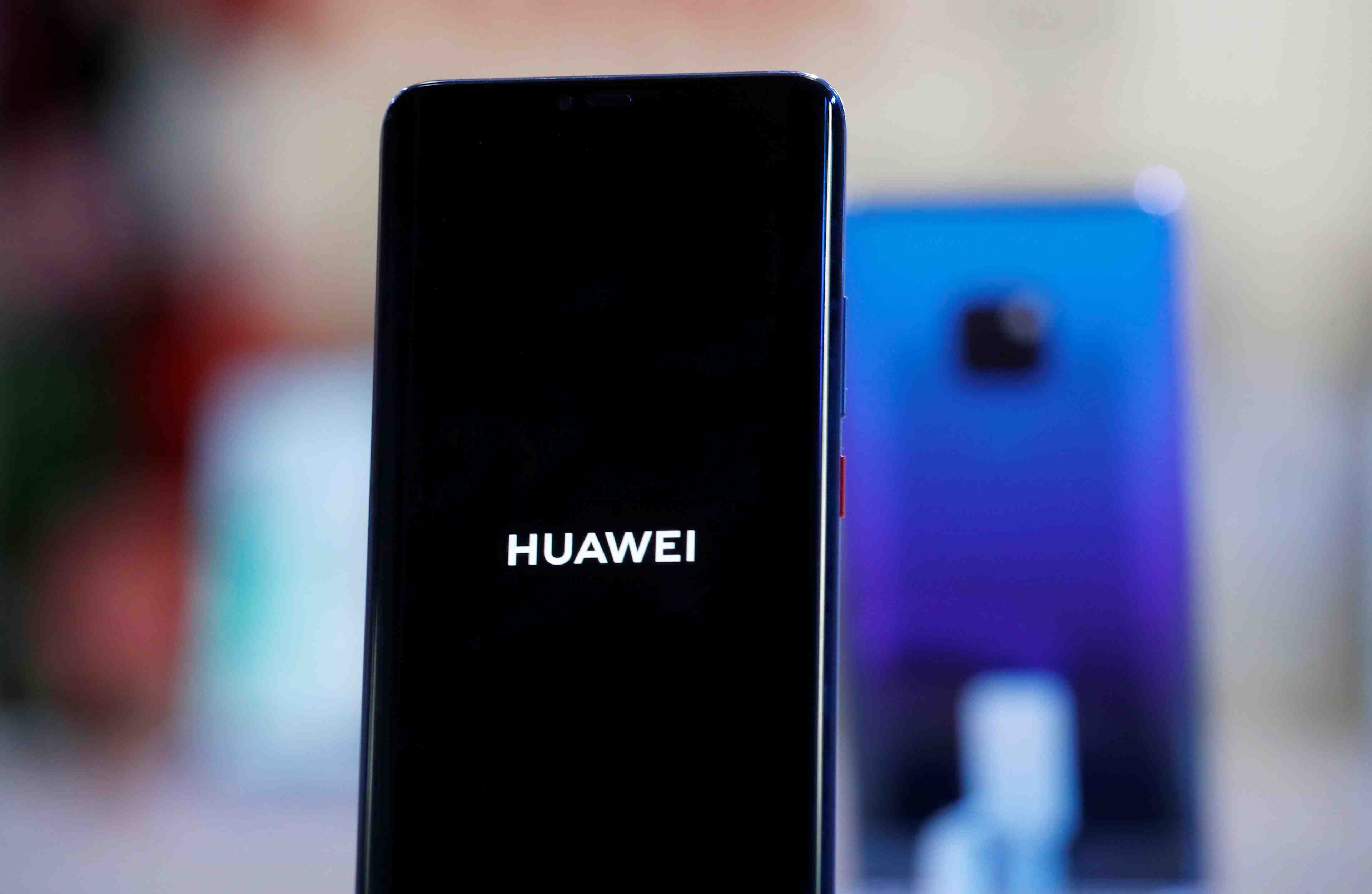 Huawei prepare un lancement en europe malgre l'obstacle americain