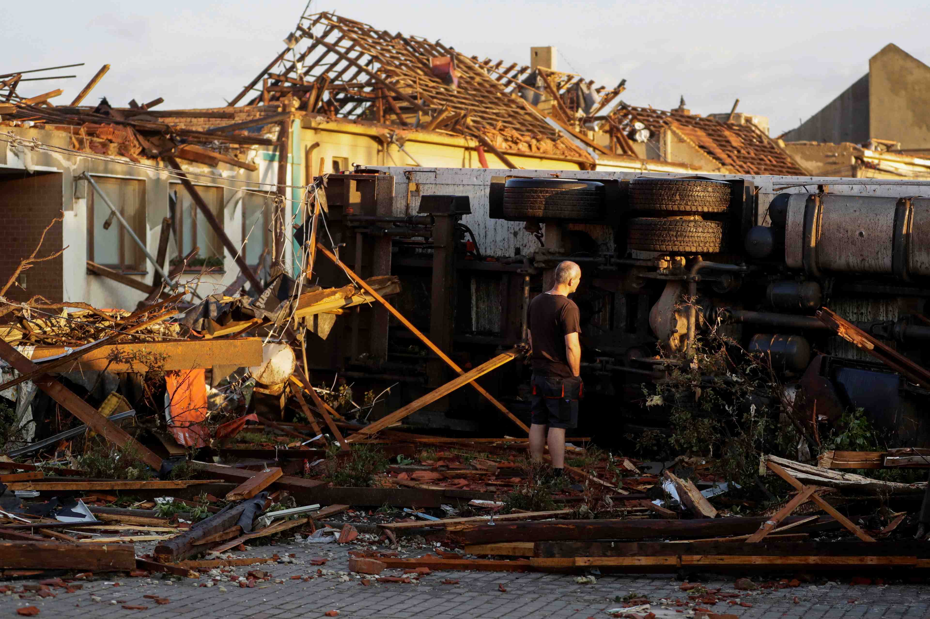 Une tornade rare frappe le sud de la republique tcheque