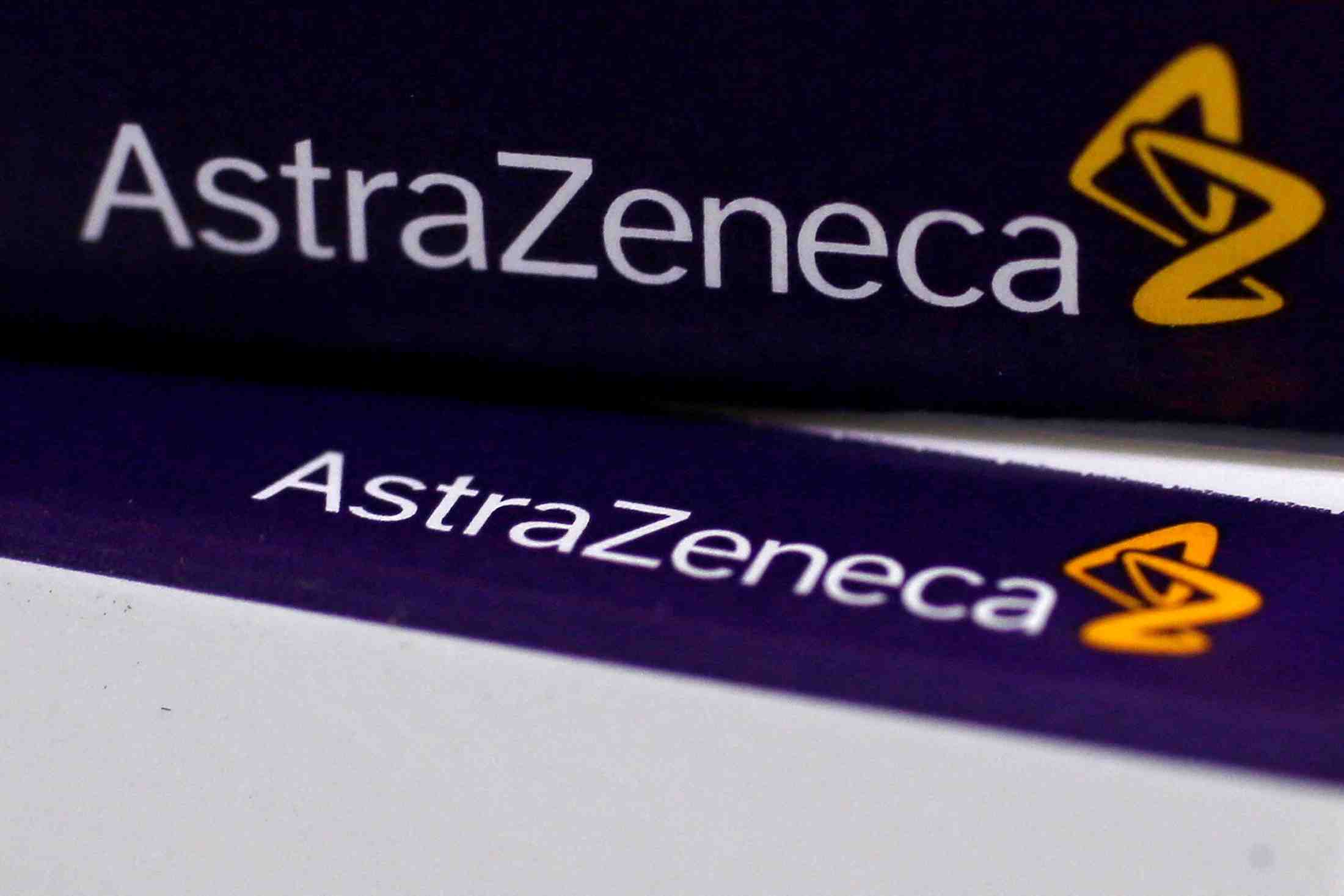 Coronavirus: le traitement preventif d'astrazeneca devrait obtenir l'autorisation de l'ue cette semaine