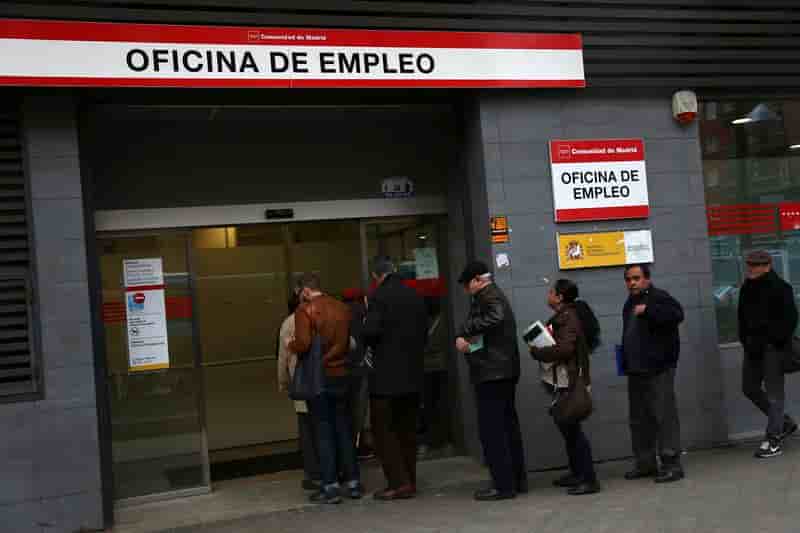 Le nombre de chômeurs en Espagne diminue encore en mars