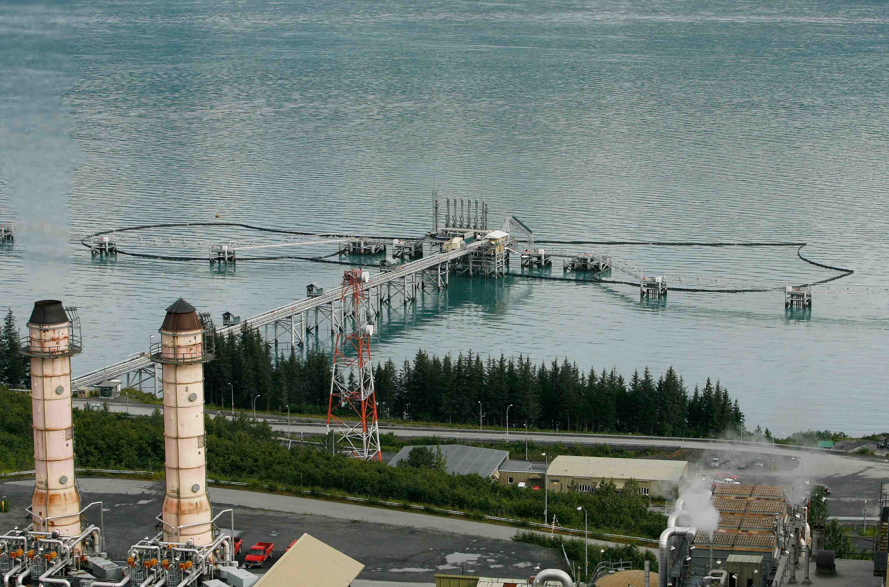 Les usa prets a interdire seuls l'importation de petrole russe