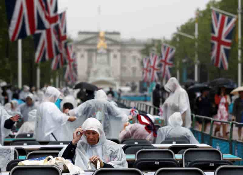 Un banquet geant pour feter les 90 ans de la reine elizabeth