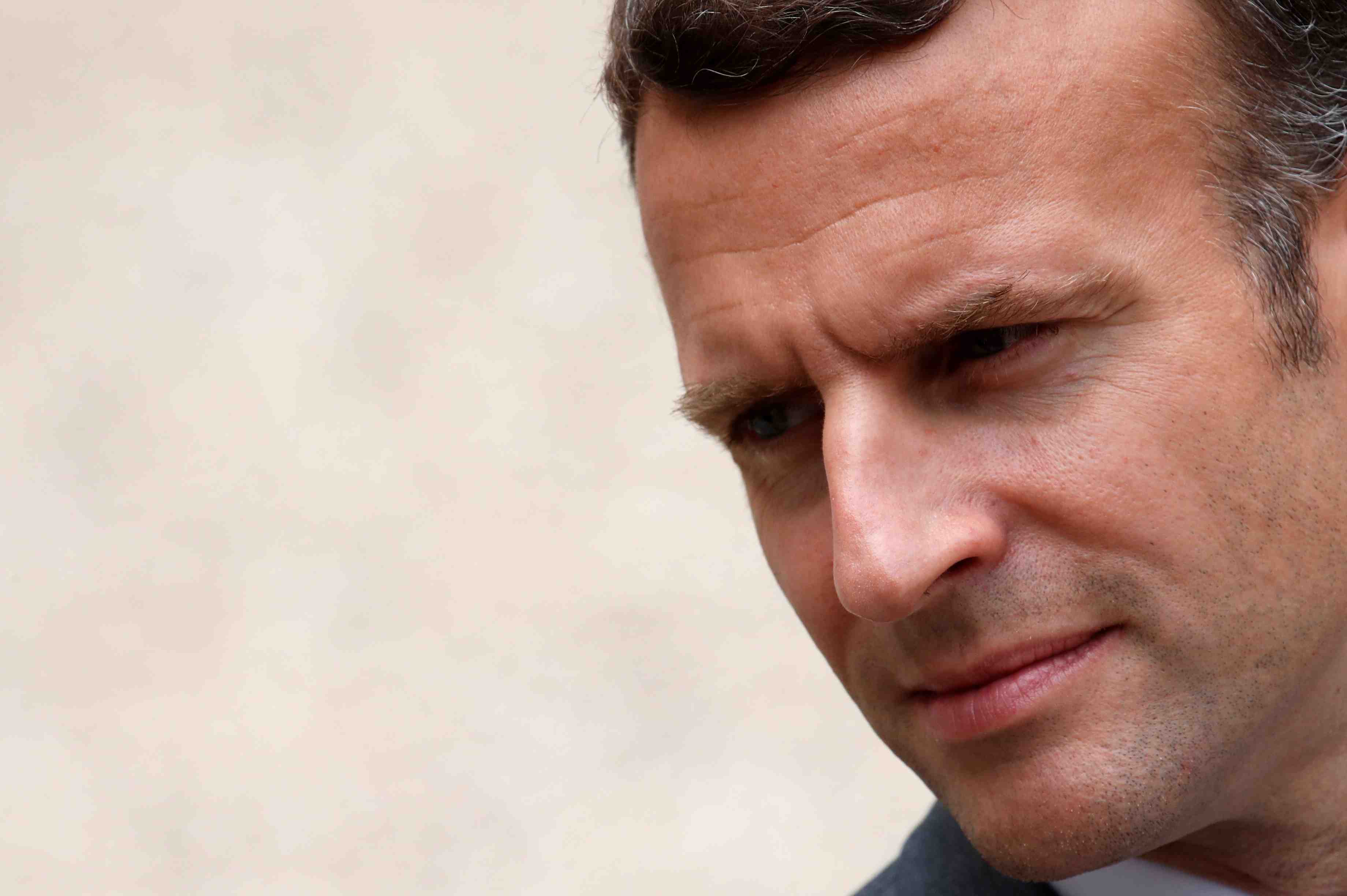 La france appelle a un retrait immediat des troupes azerbaidjanaises en armenie, dit l'elysee