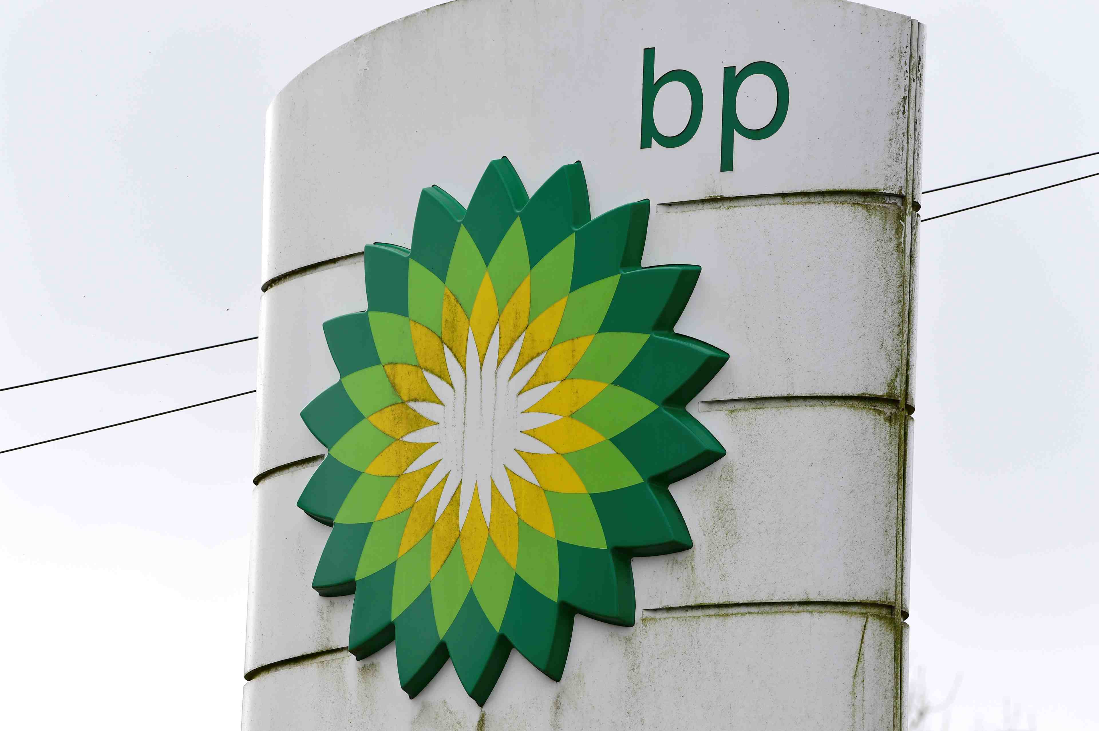Grande-bretagne: un tiers des stations-service de bp a sec