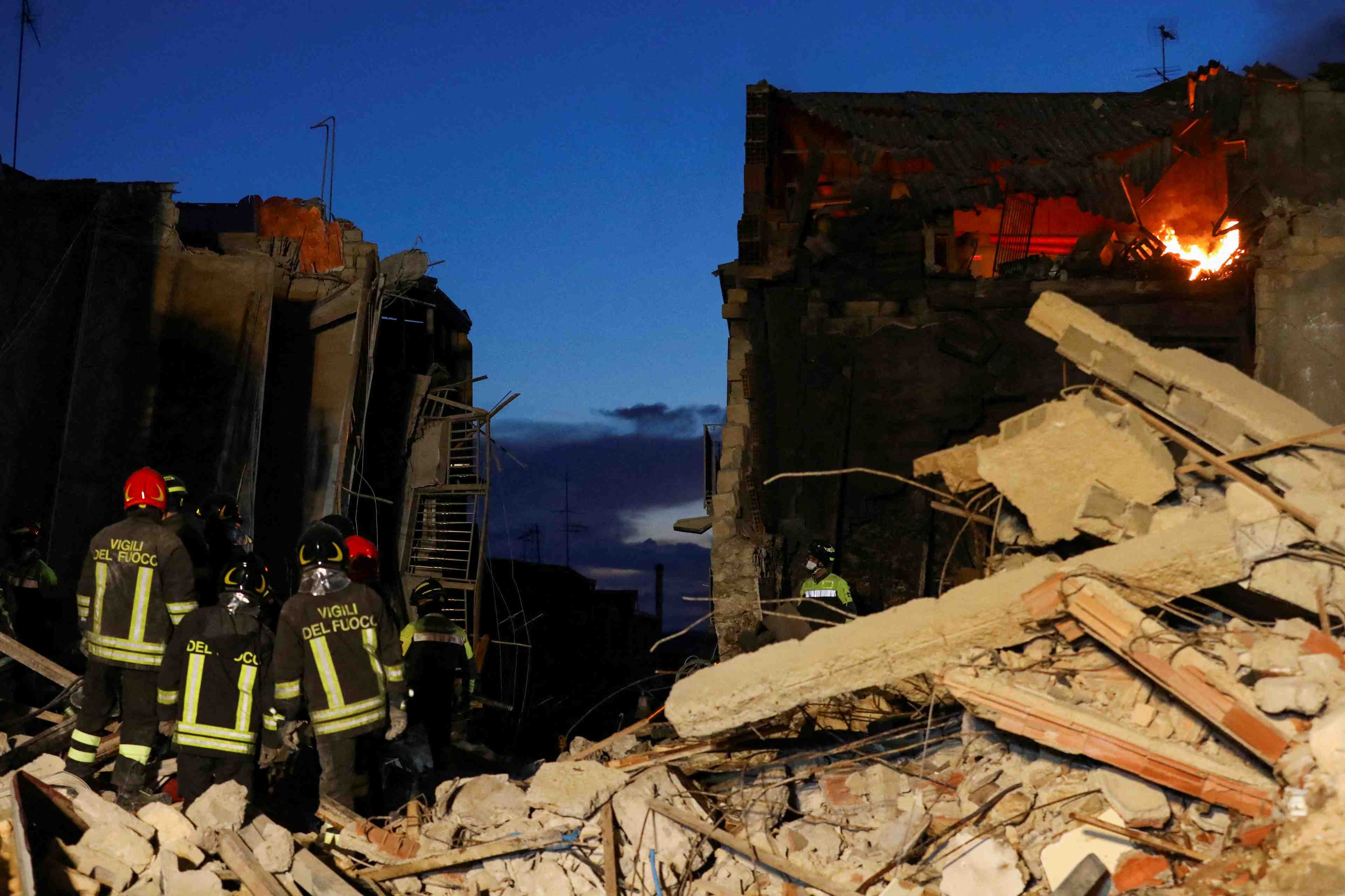 Une explosion de gaz fait au moins trois morts en sicile