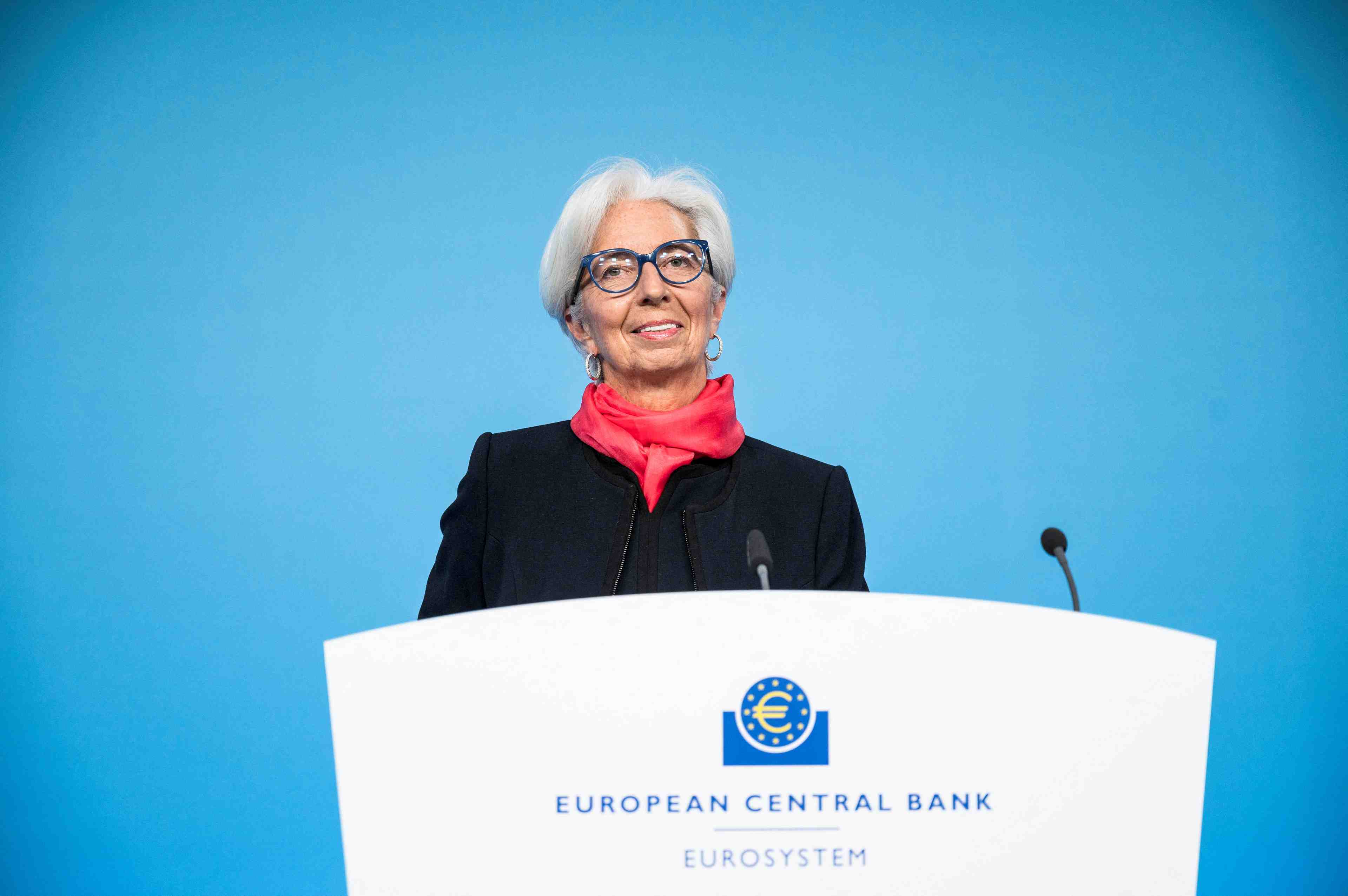 Zone euro: les prix vont se stabiliser et baisser en 2022, selon lagarde