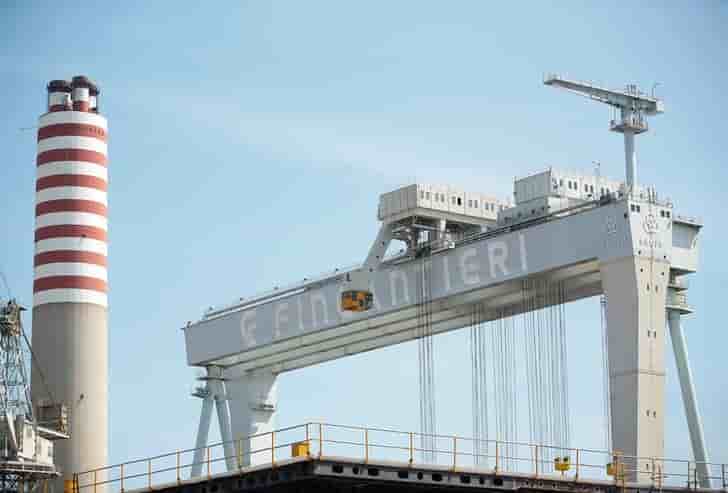Paris "hyper vigilant" dans les negociations avec fincantieri