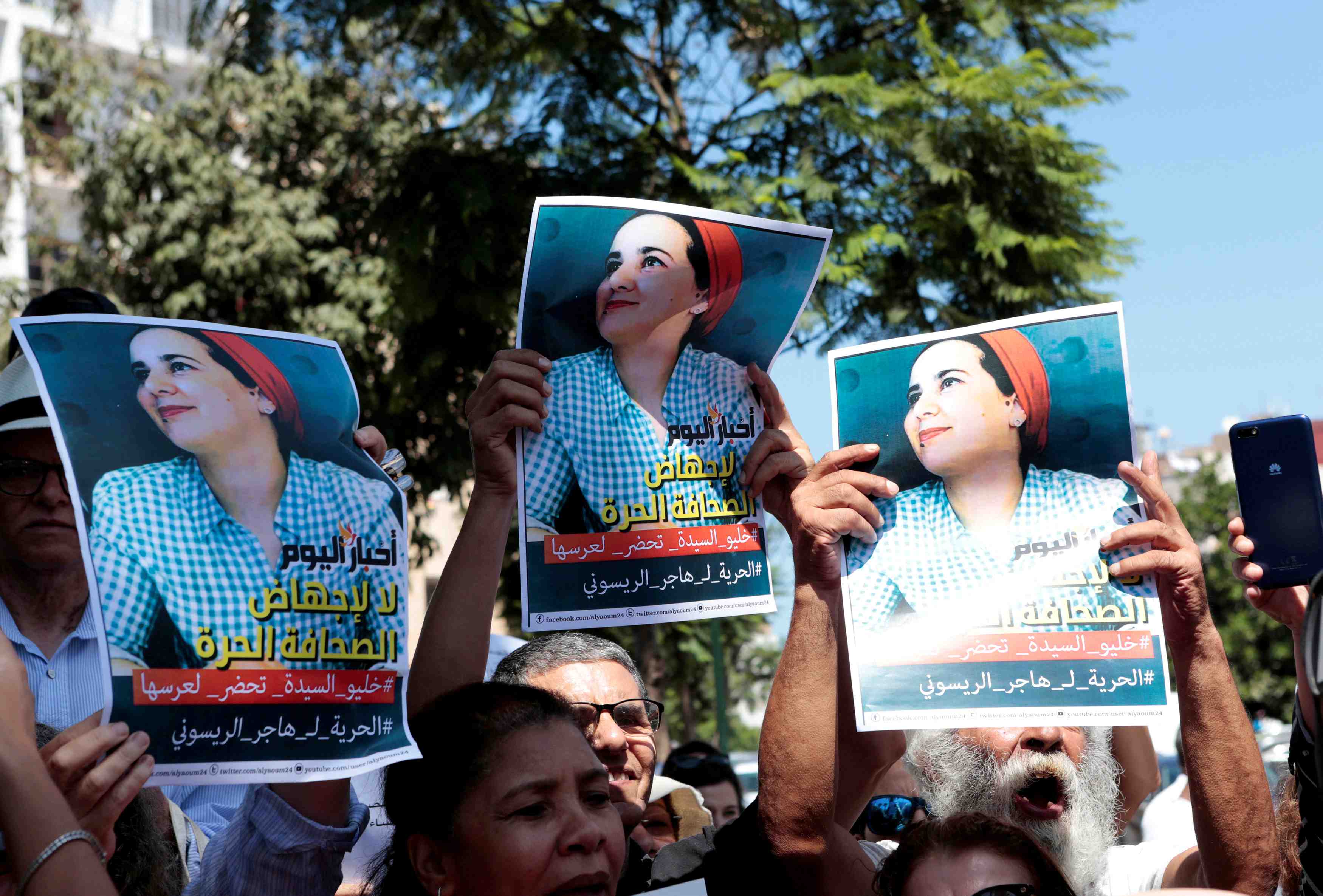 Maroc: une journaliste condamnee pour avortement illegal graciee