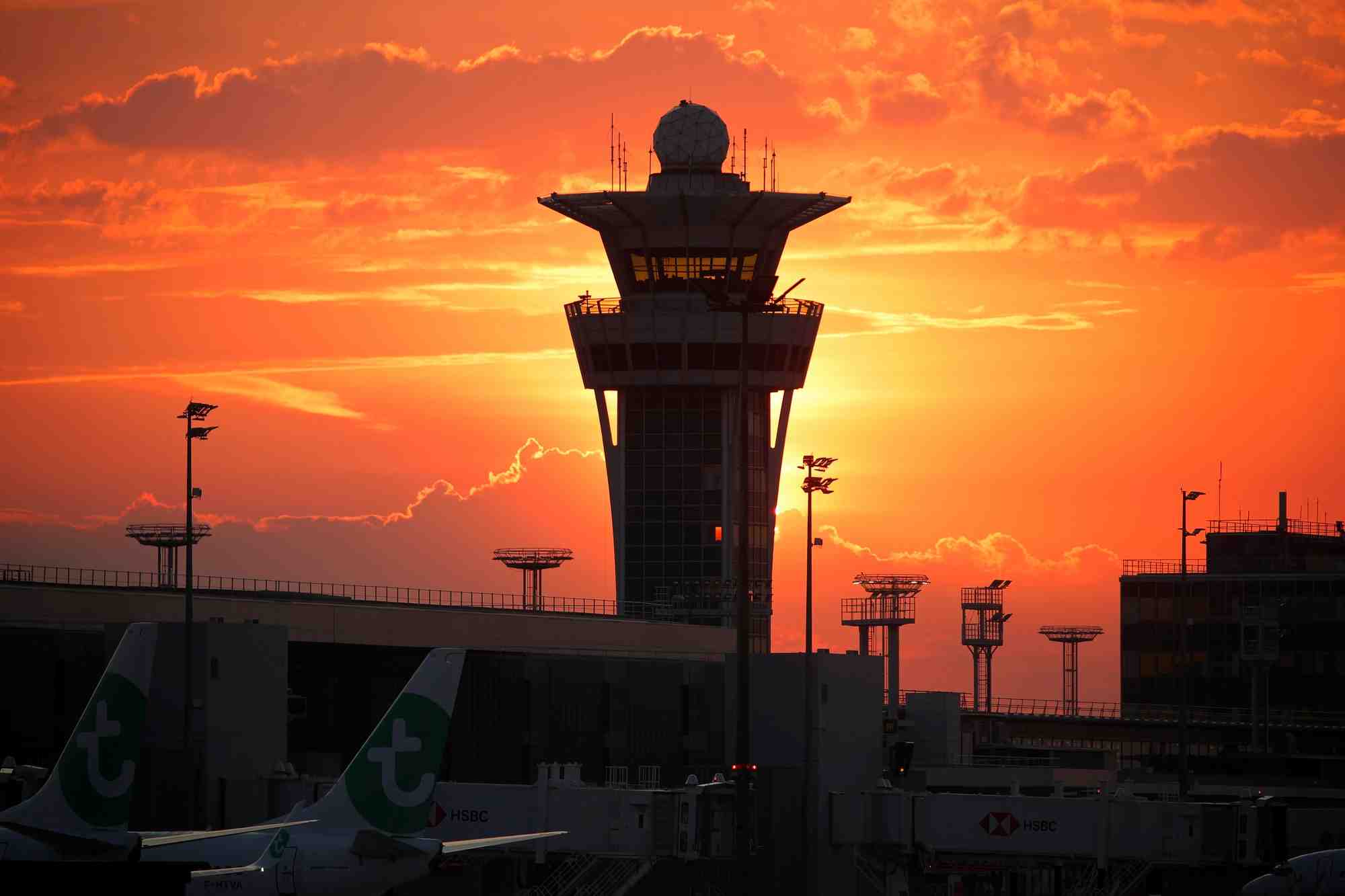L'aeroport d'orly ferme son acces 4 en raison de la baisse du trafic