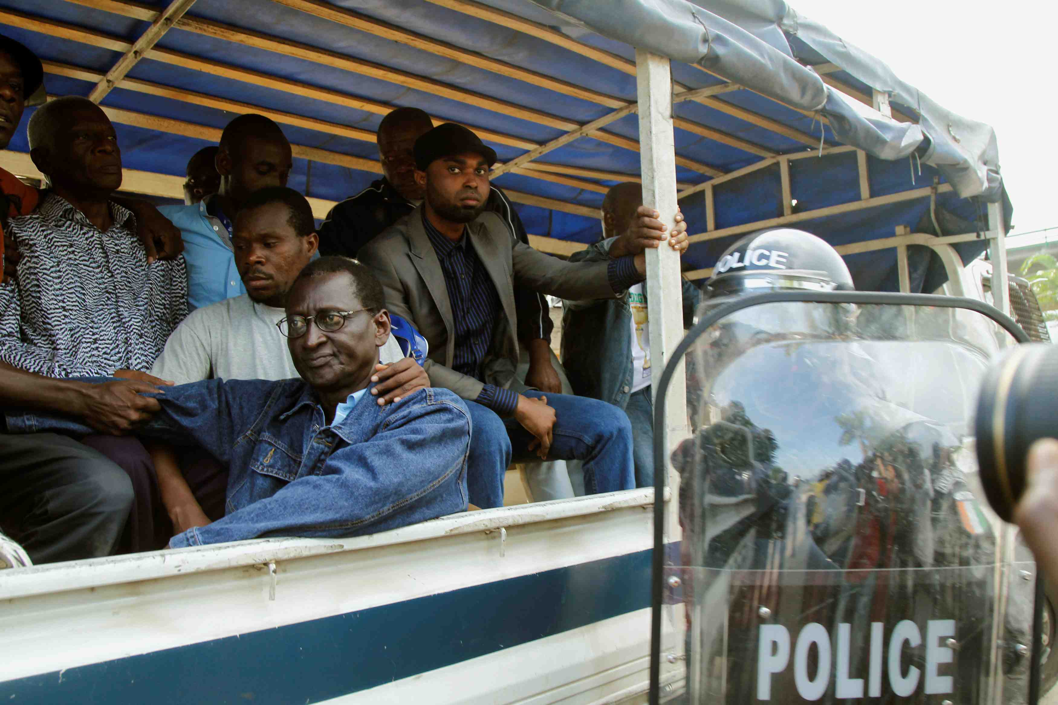 Manifestation en cote d'ivoire contre la reforme de la constitution